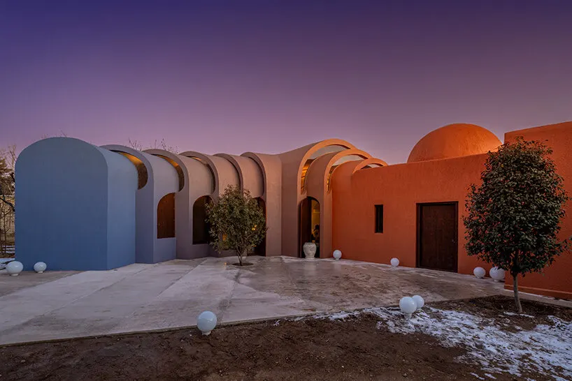 ZAV Architects расширили дом Gelareh в иранском саду фруктовых деревьев