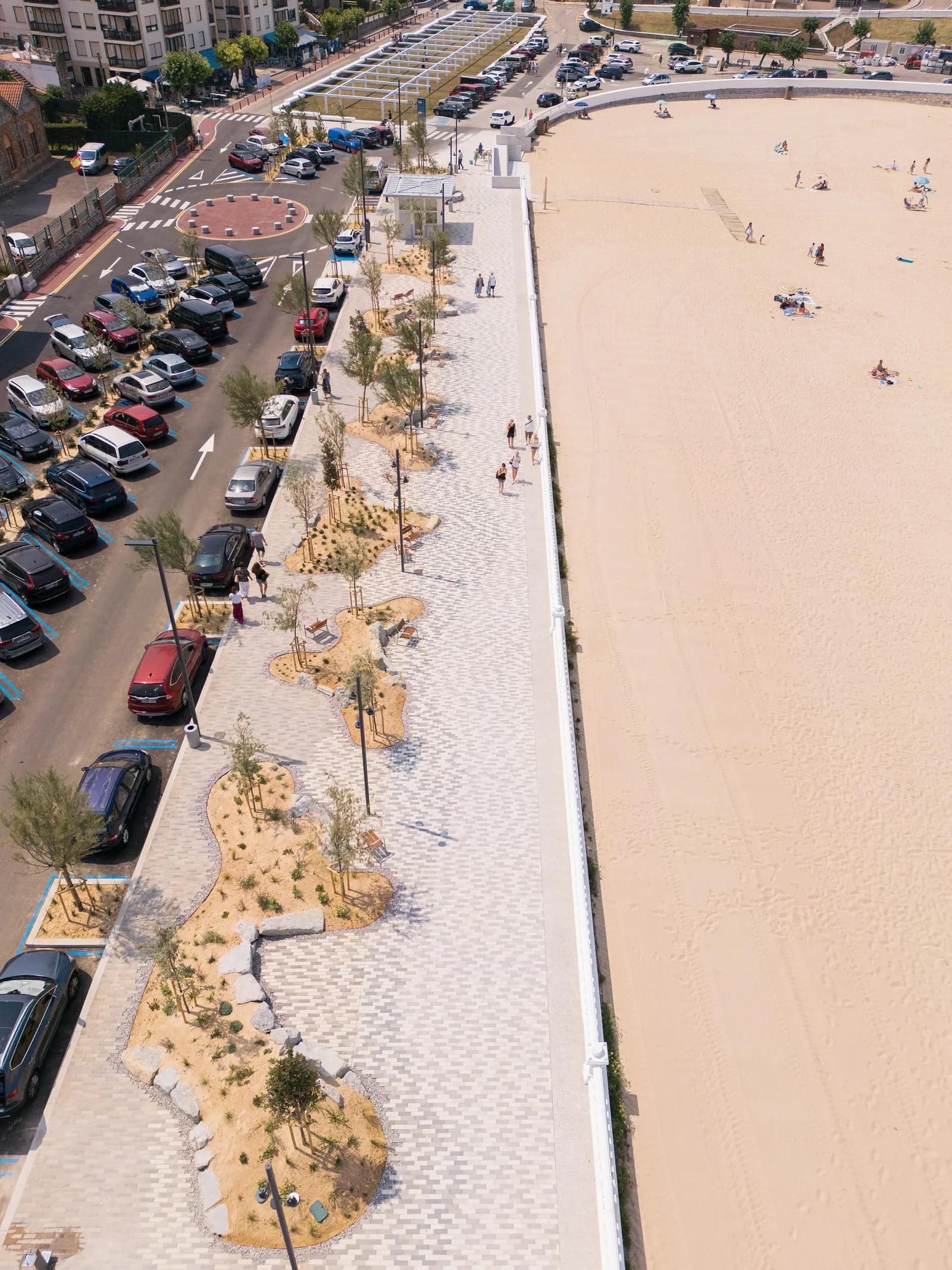Comillas Waterfront Promenade / Hector Navarro + ARKHITEKTON