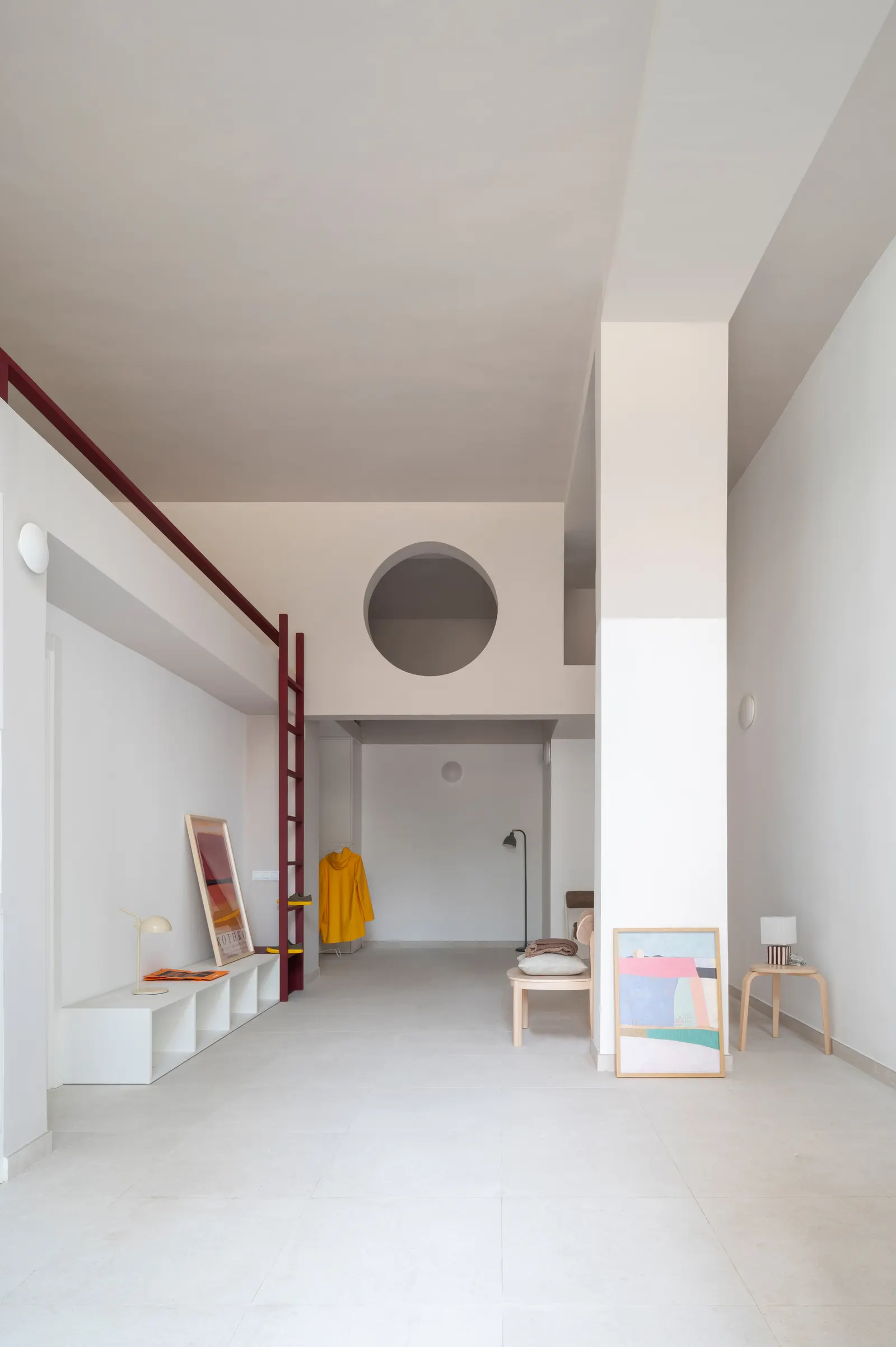 AA Apartments / Crearctive