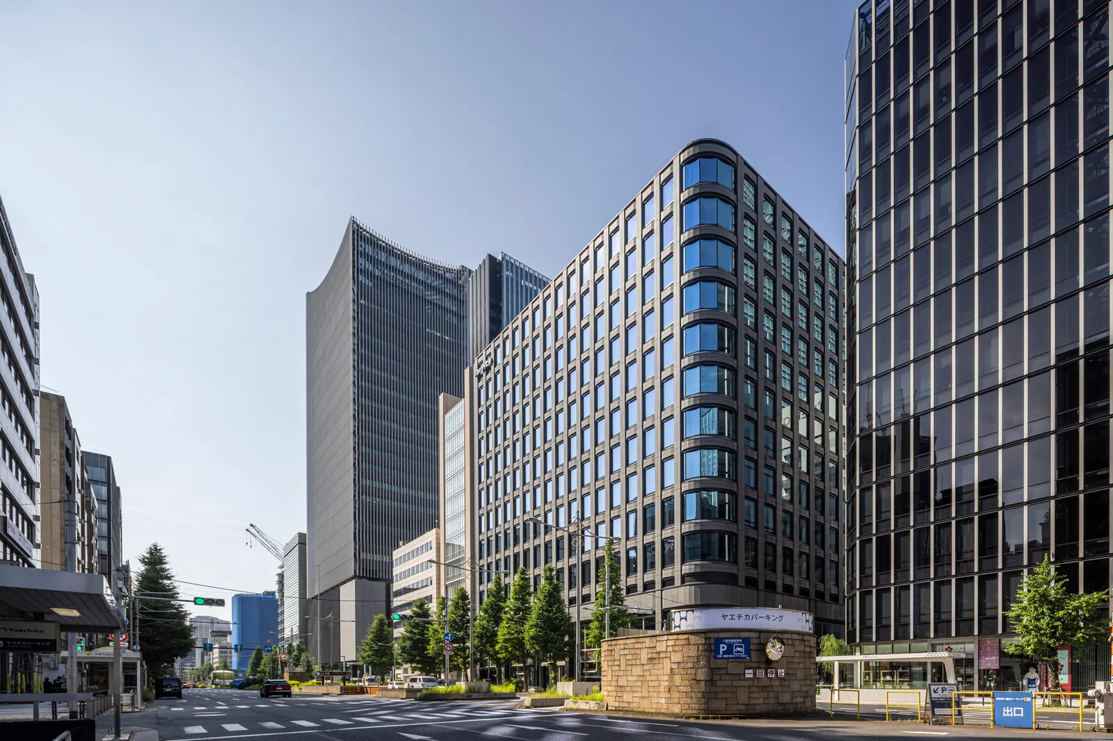 Yaesu Daibiru Office Building / Nikken Sekkei