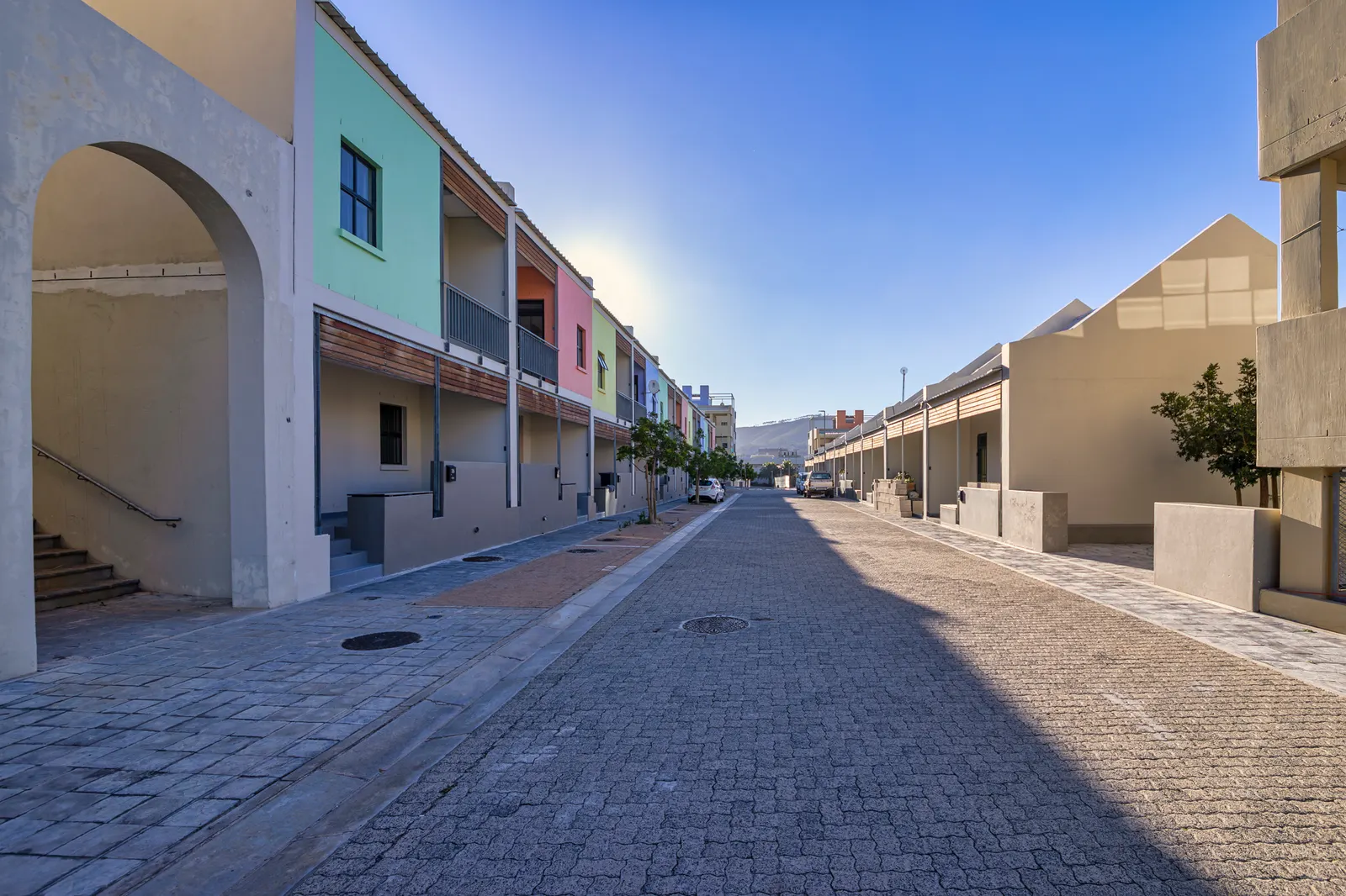 District Six Restitution Housing / Jakupa Architects and Urban Designers