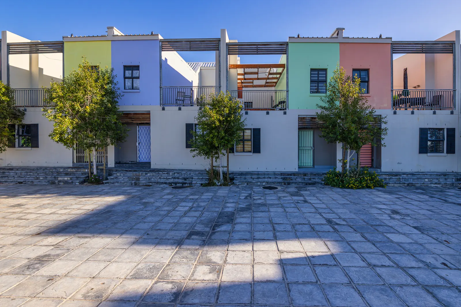 District Six Restitution Housing / Jakupa Architects and Urban Designers
