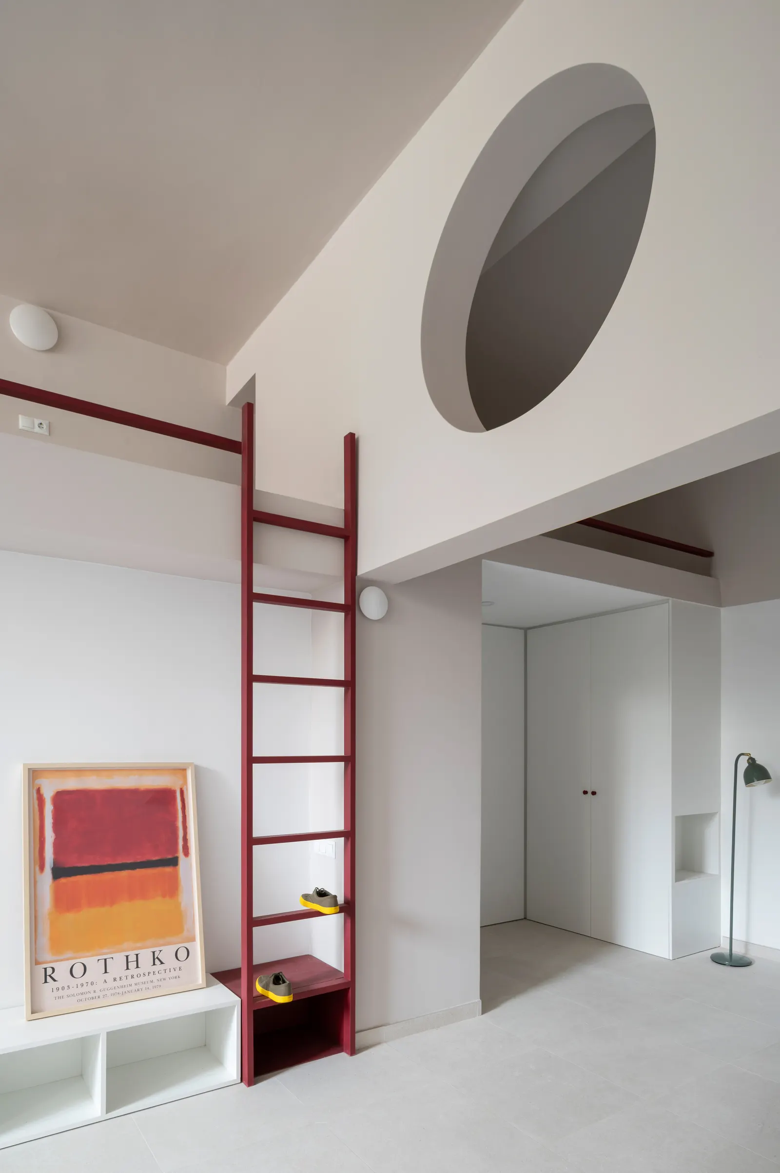AA Apartments / Crearctive