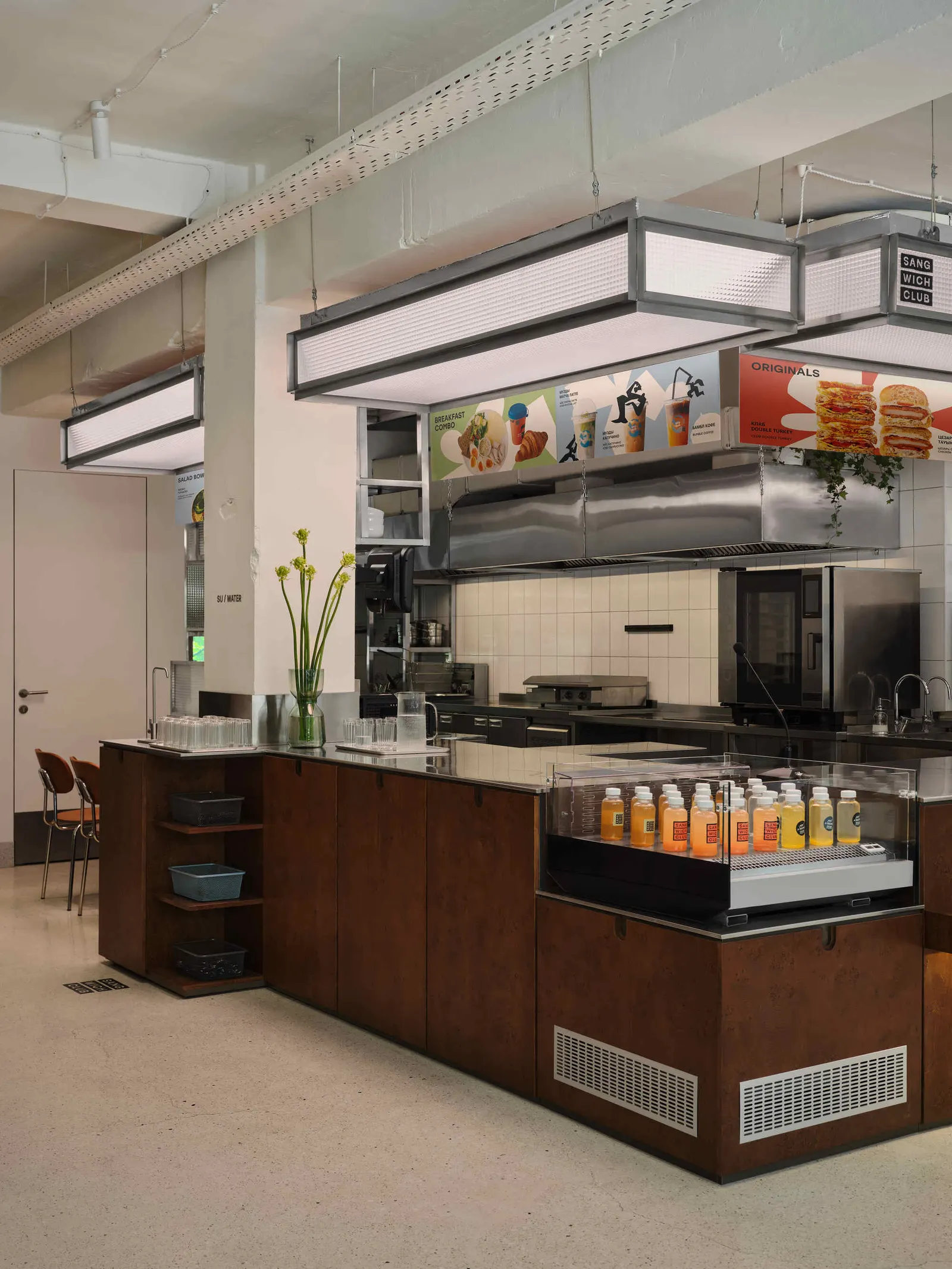 Sangwich Club / east bureau
