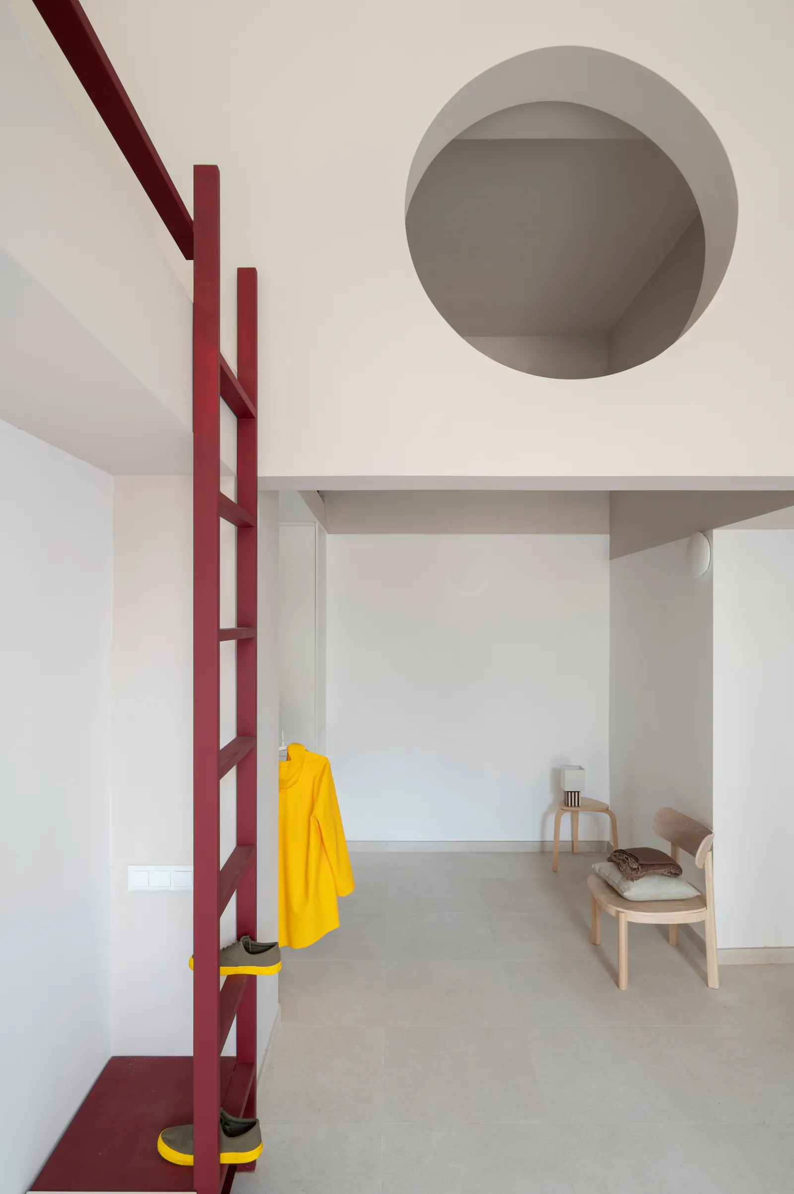 AA Apartments / Crearctive