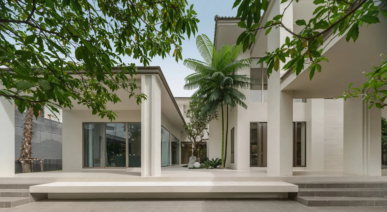 Реконструкция дома Prukpirom House Renovation (PPR House) / S+S Architects
