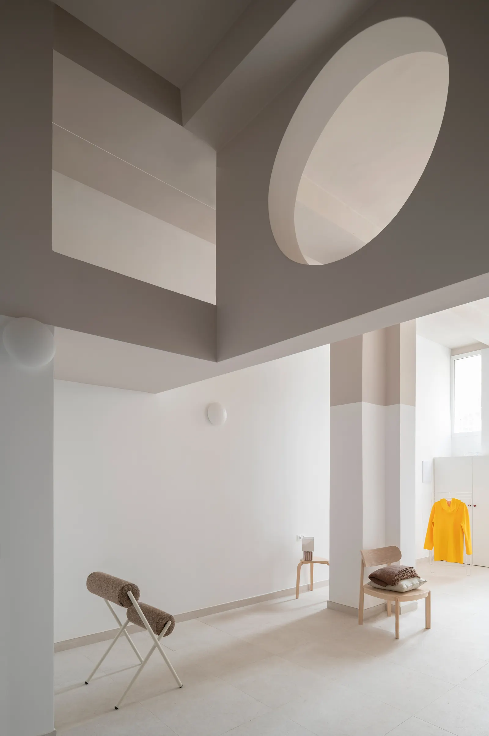 AA Apartments / Crearctive