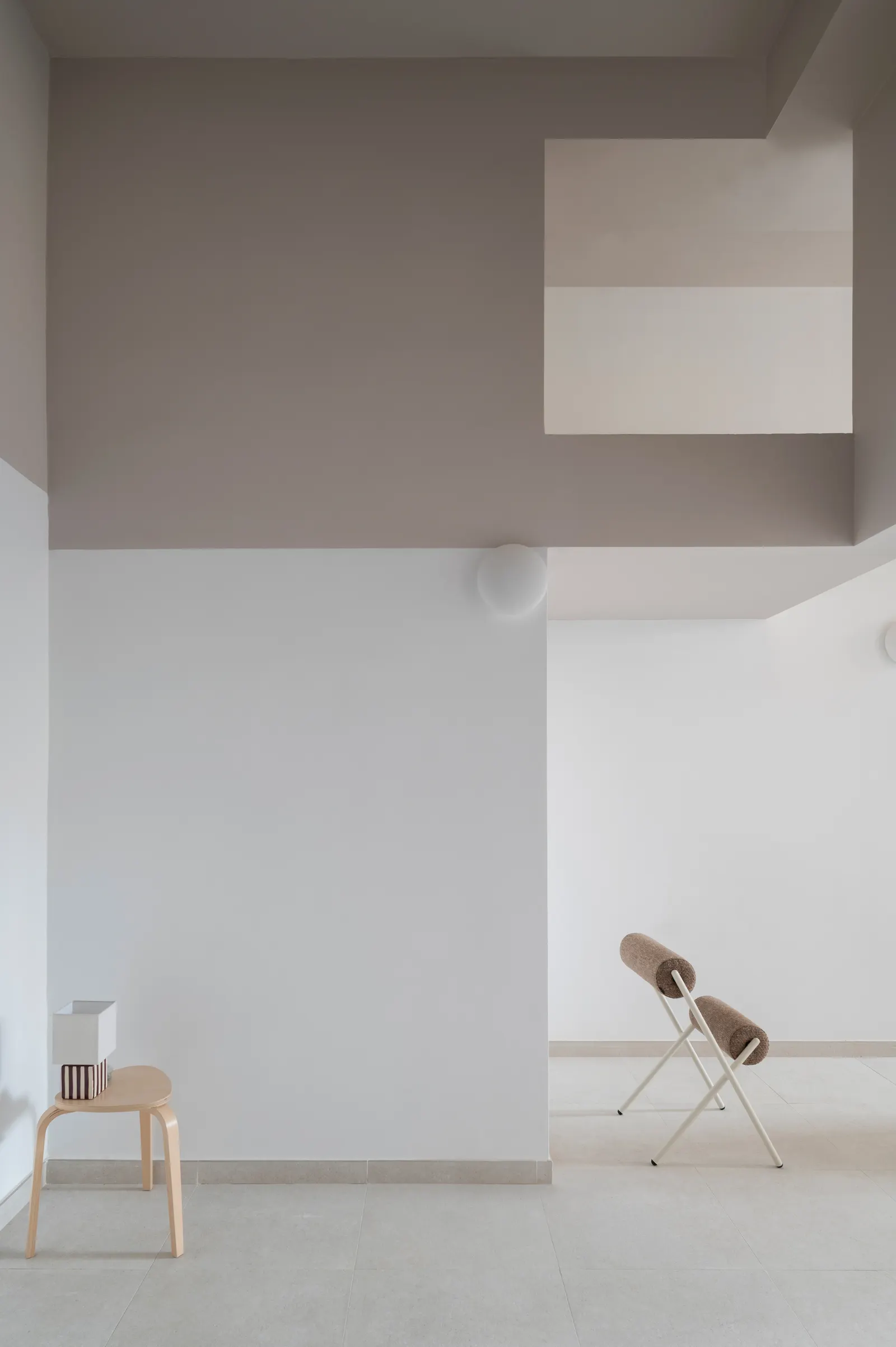 AA Apartments / Crearctive