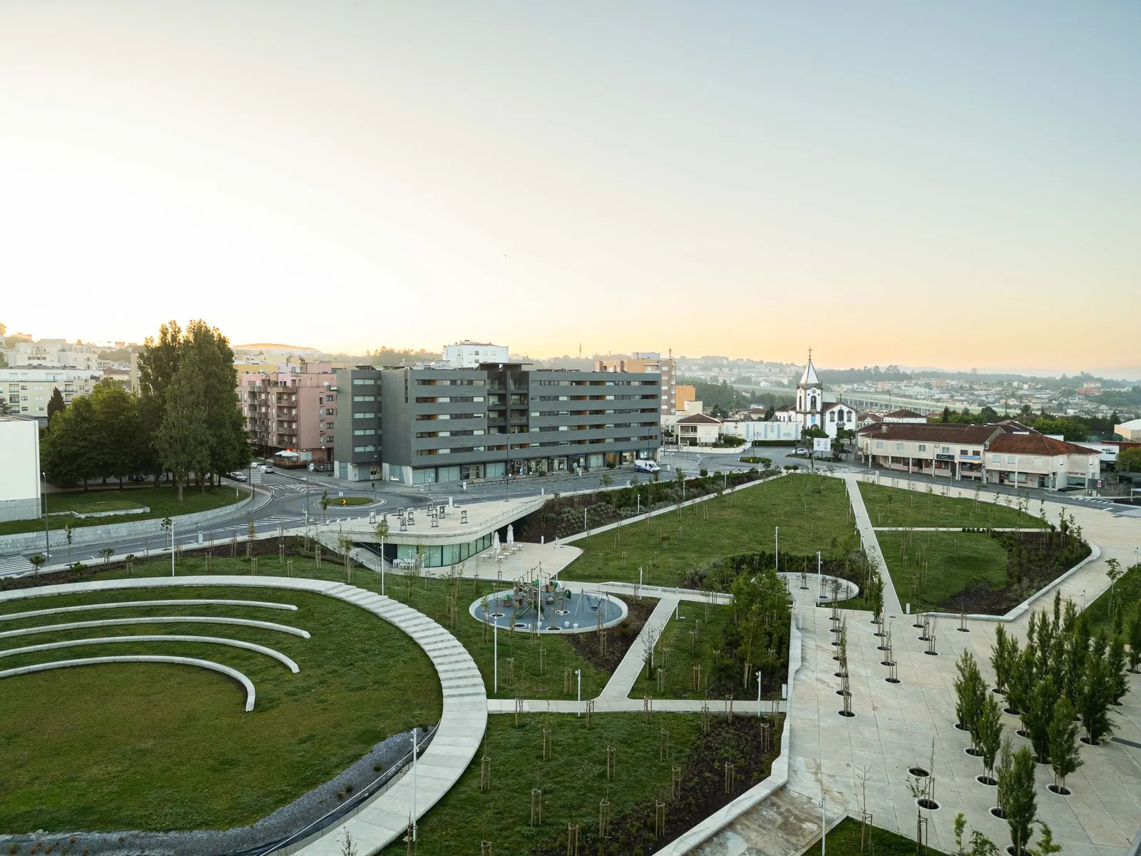 Gondomar Urban Park / Paulo Merlini arquitetos