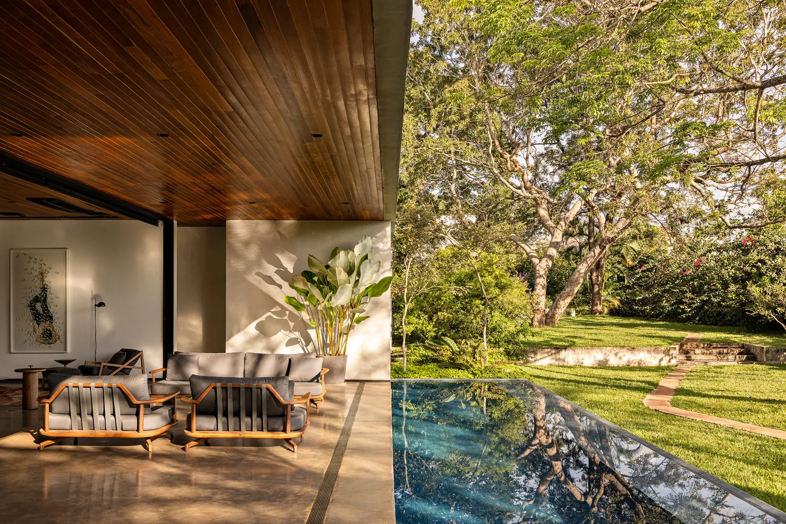 Varanda House / Esquadra Arquitetos