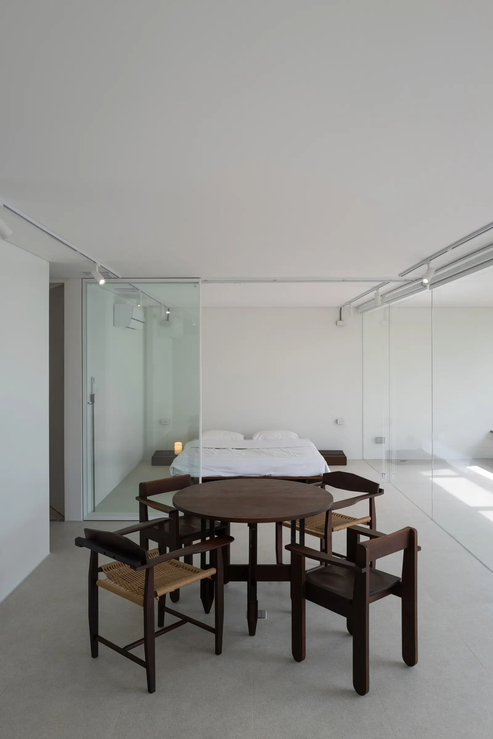 Mahachai Residence / Patara Architects