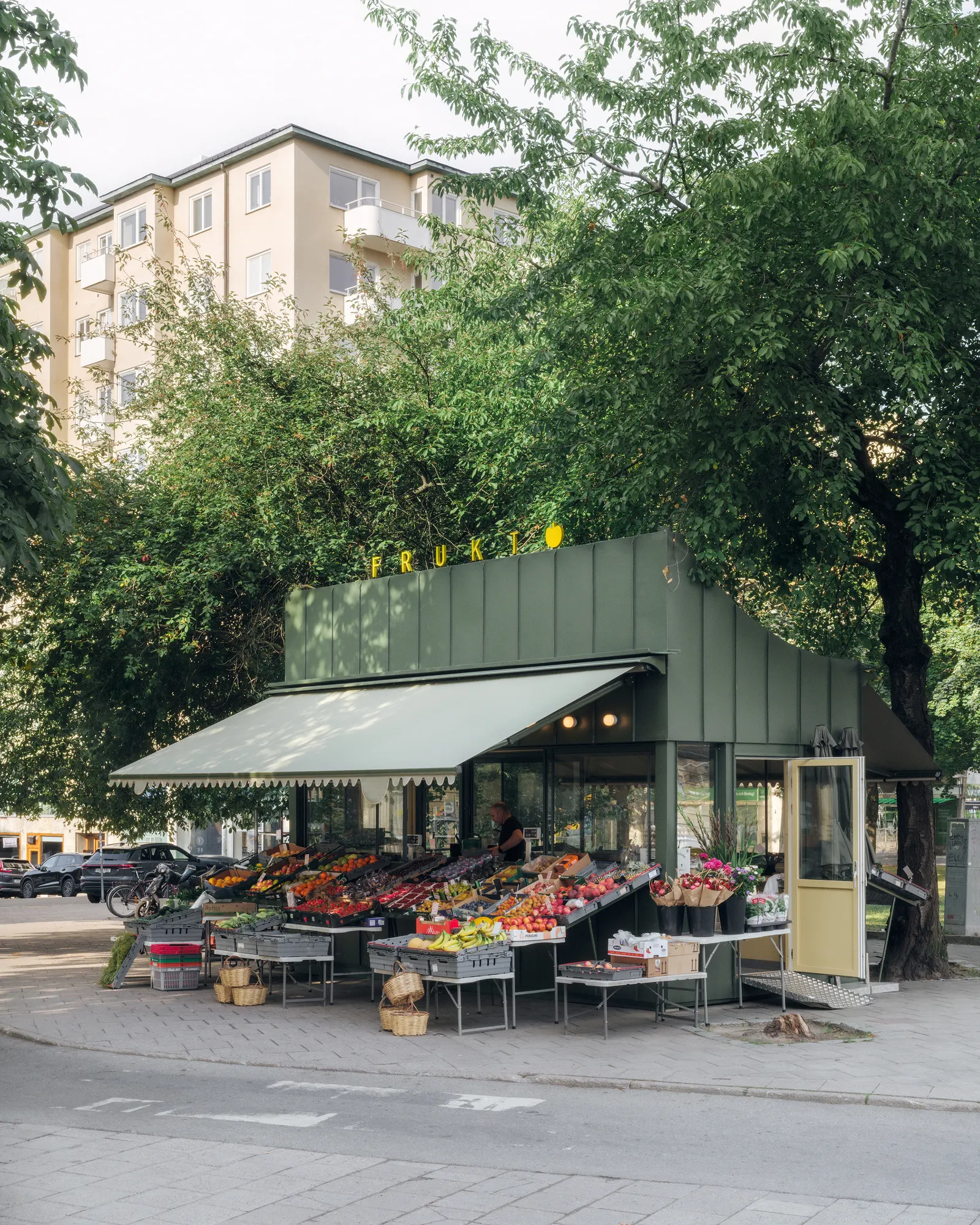 Fruit Stand in Fridhemsplan / DinellJohansson