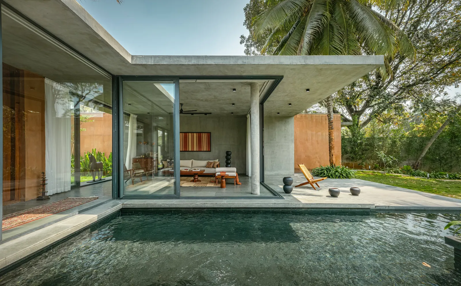 Aalok Farmhouse / Nodecraft Studio