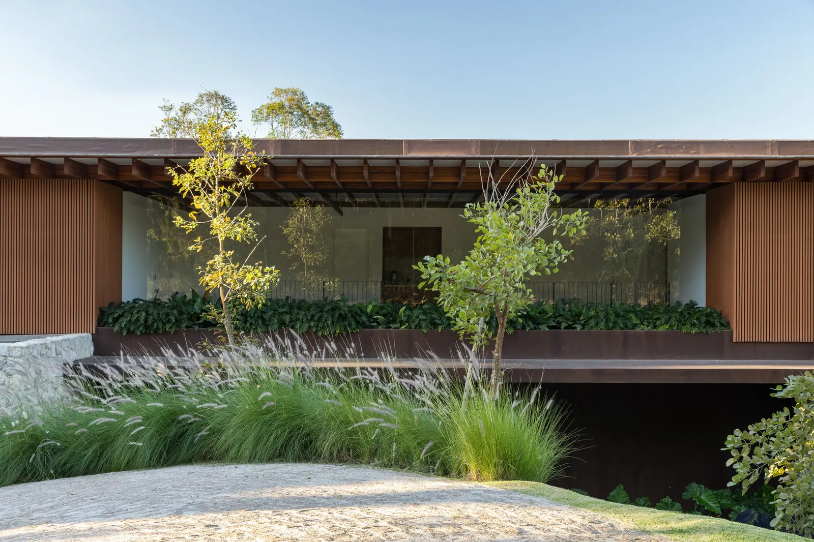 Дом D+J / Pablo Lanza Arquitetura