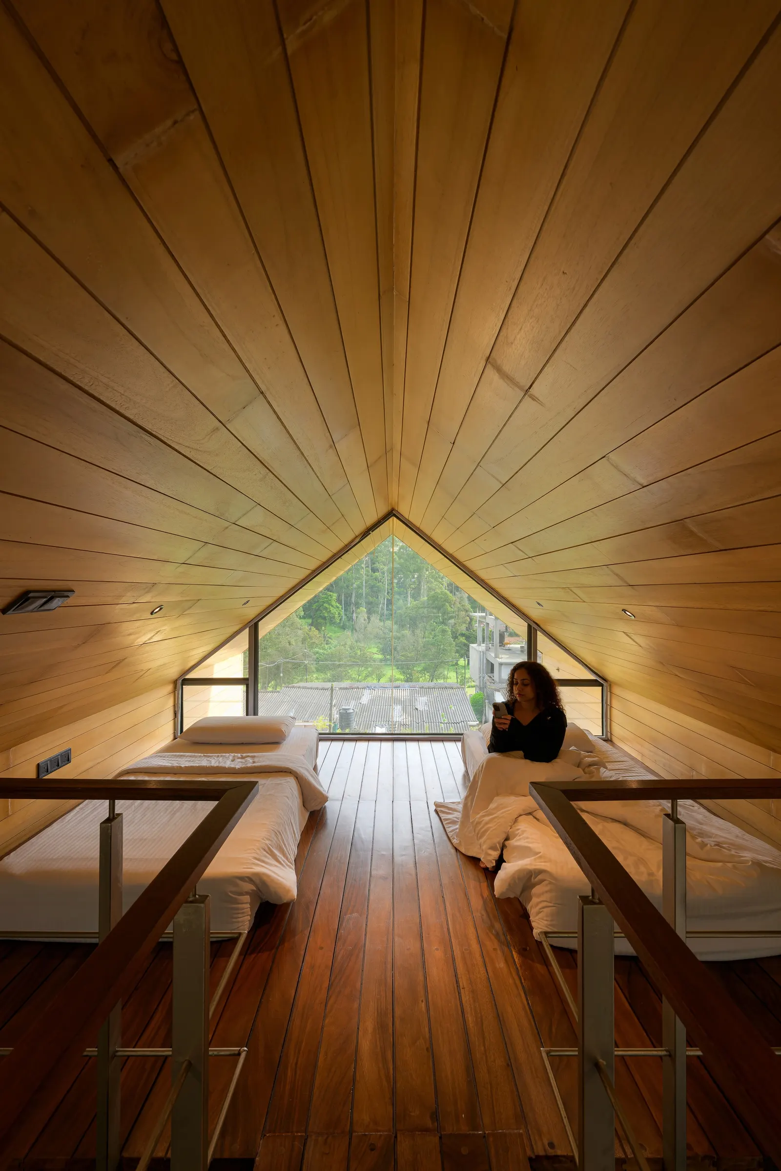 Azenya Villas / KWCA - Kosala Weerasekara Chartered Architects