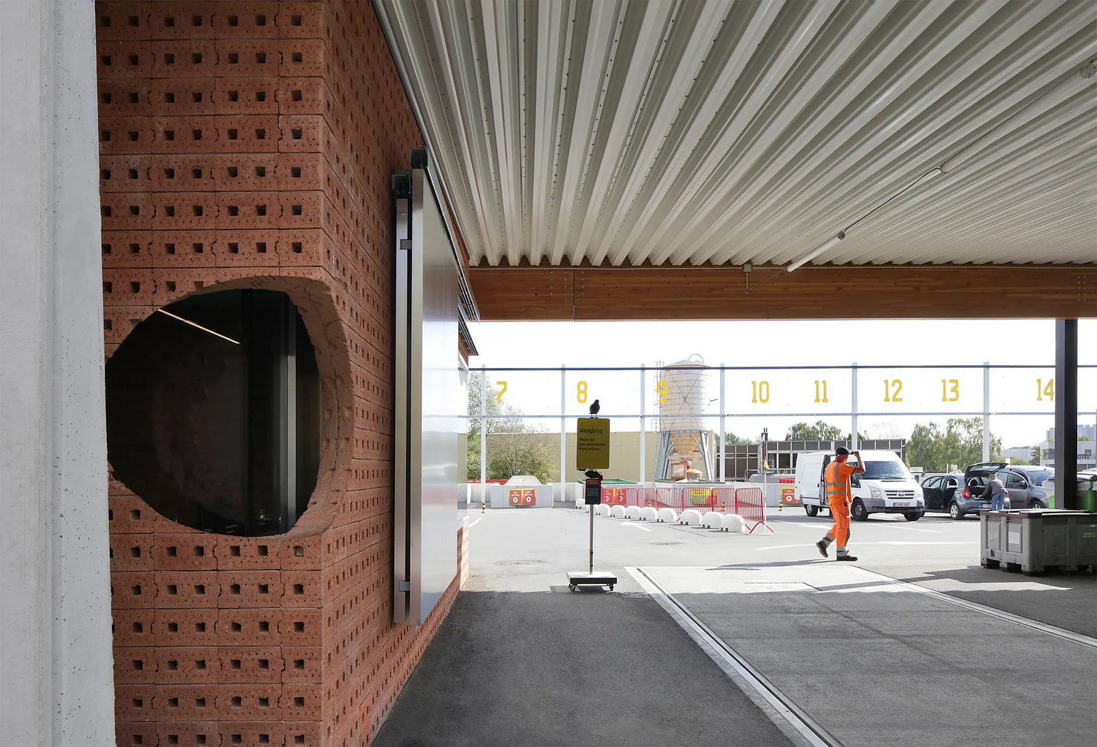 Recycling Park / Bovenbouw: новый взгляд на муниципальную инфраструктуру переработки в Антверпене