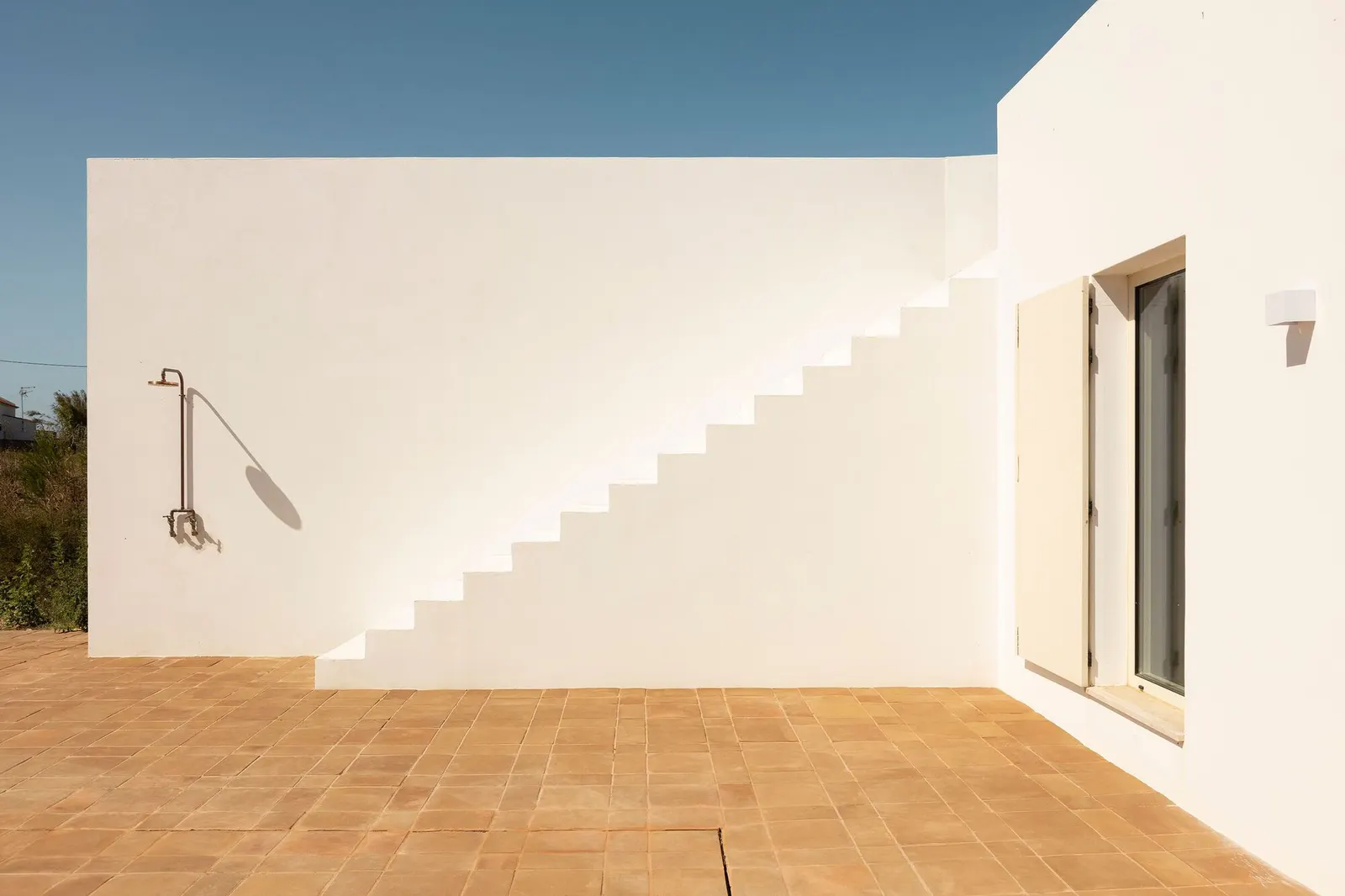 Casa em Pouca Farinha / Ana Teresa Niza + Ana Rita Marques