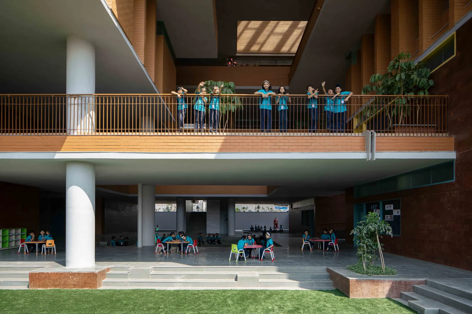 City Pride School / A Threshold