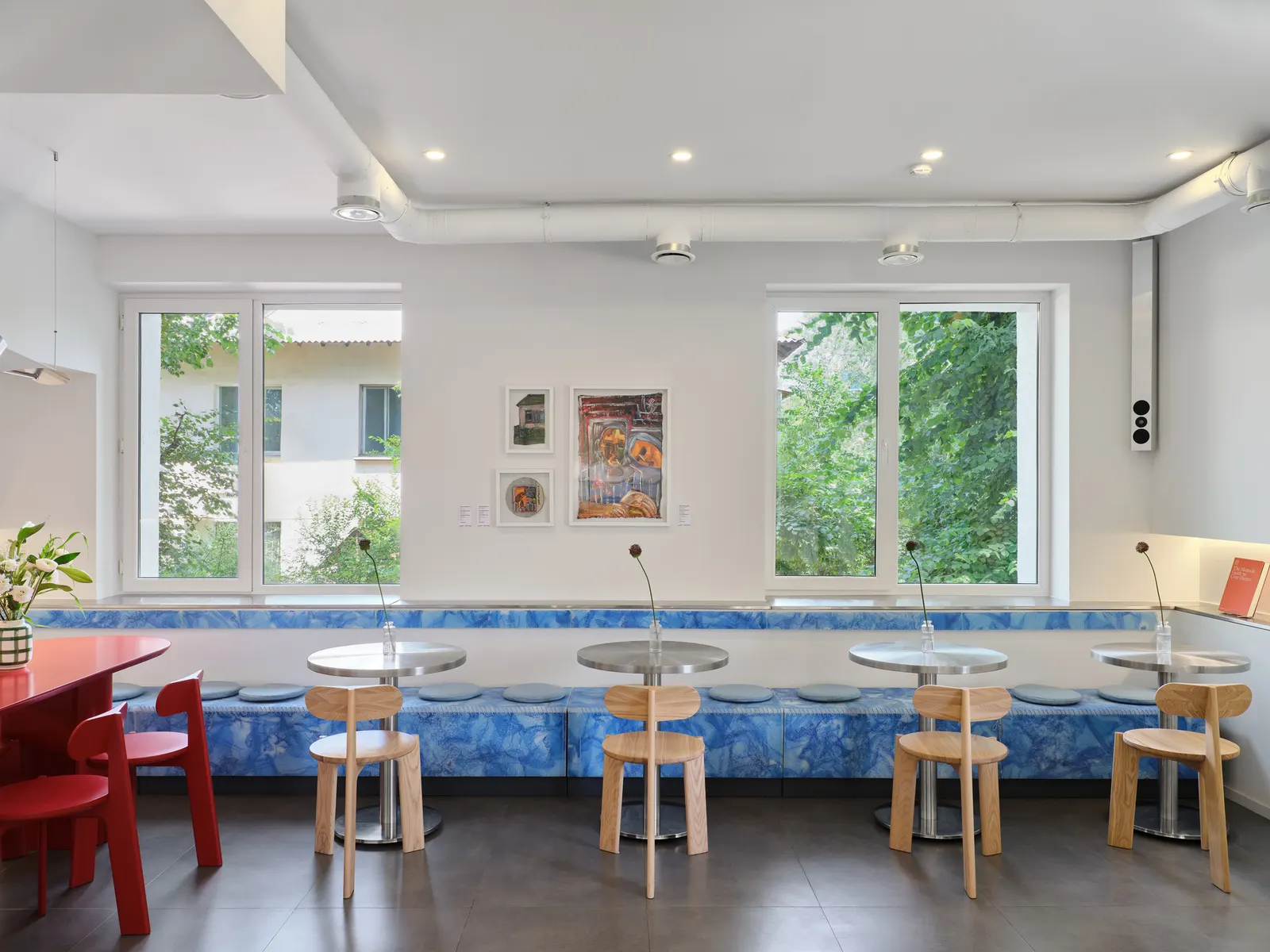 Collab Cafe & Concept Store / Levelstudio