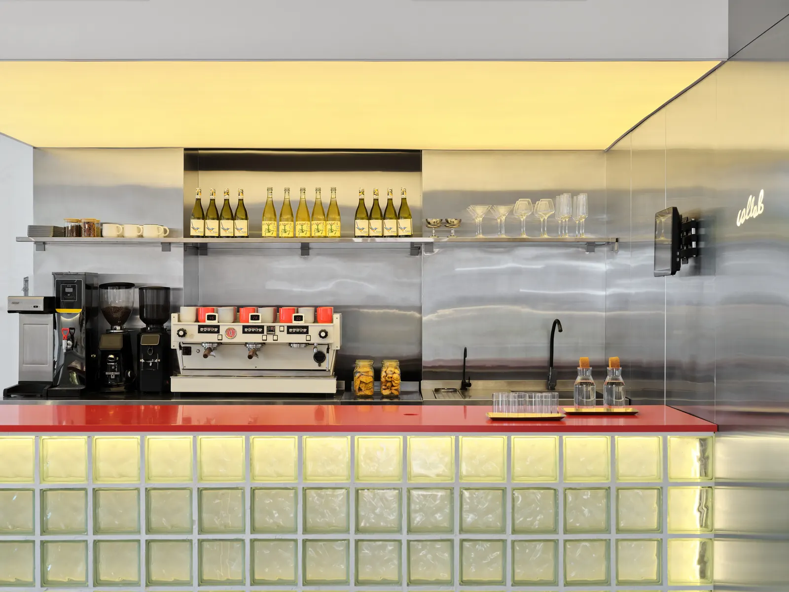 Collab Cafe & Concept Store / Levelstudio
