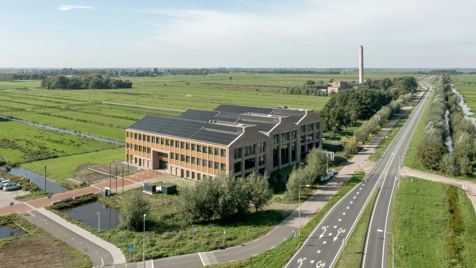 Круглая ратуша Krimpenerwaard / Ector Hoogstad Architecten