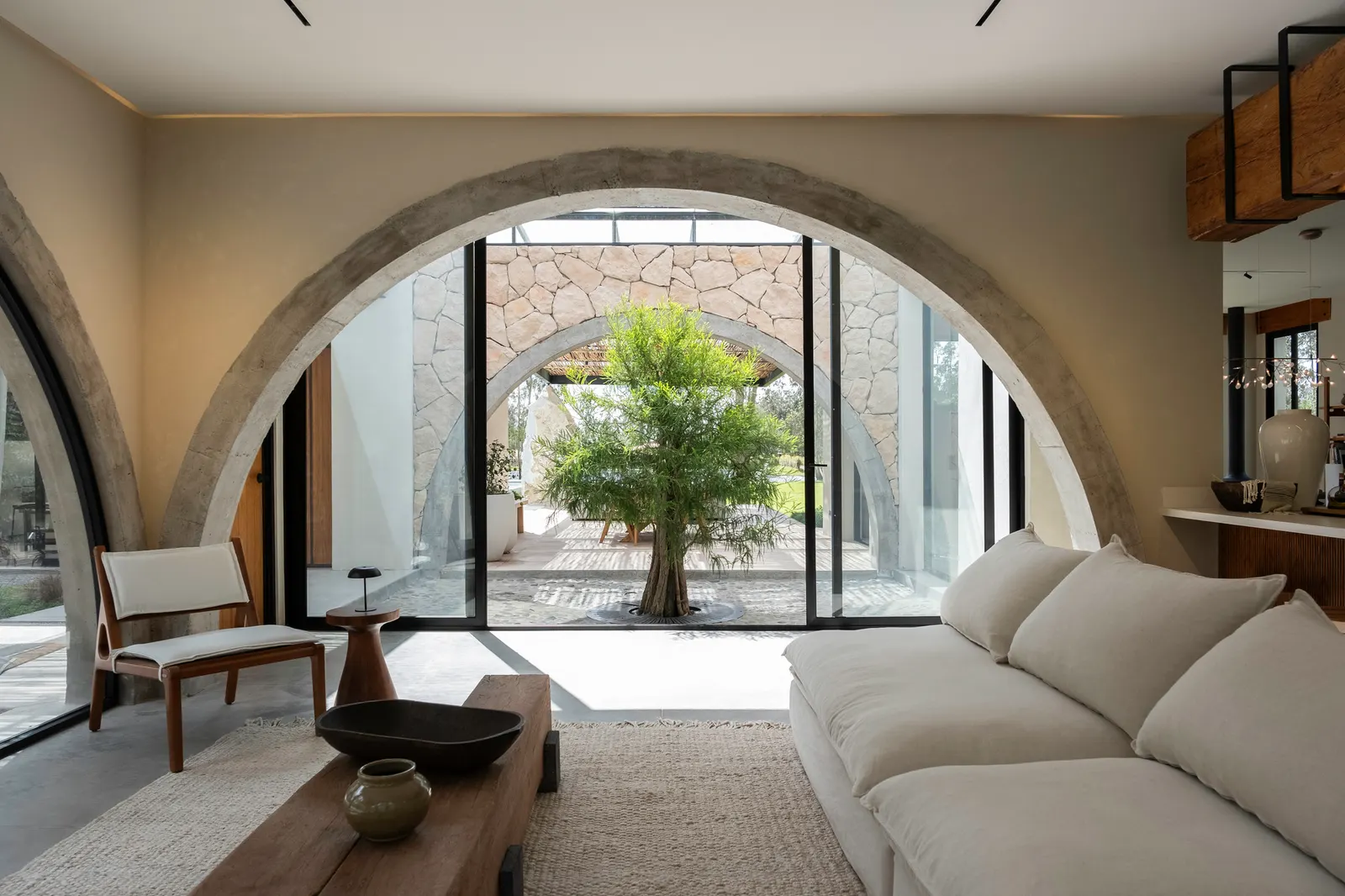 Вилла «San Isidro» / MACCCONSTRUCCIONES / APLUS