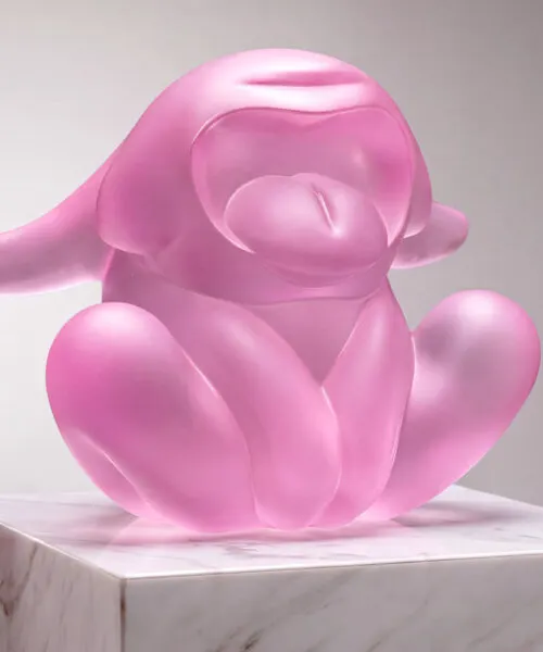 Crystal Roar: стеклянные и кристаллические скульптуры животных Ferdi B Dick, фиксирующие жест рыка