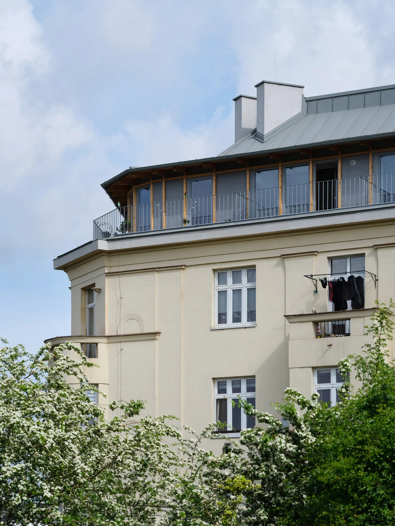 Harfa Rooftop Extension / matěj šebek architekti