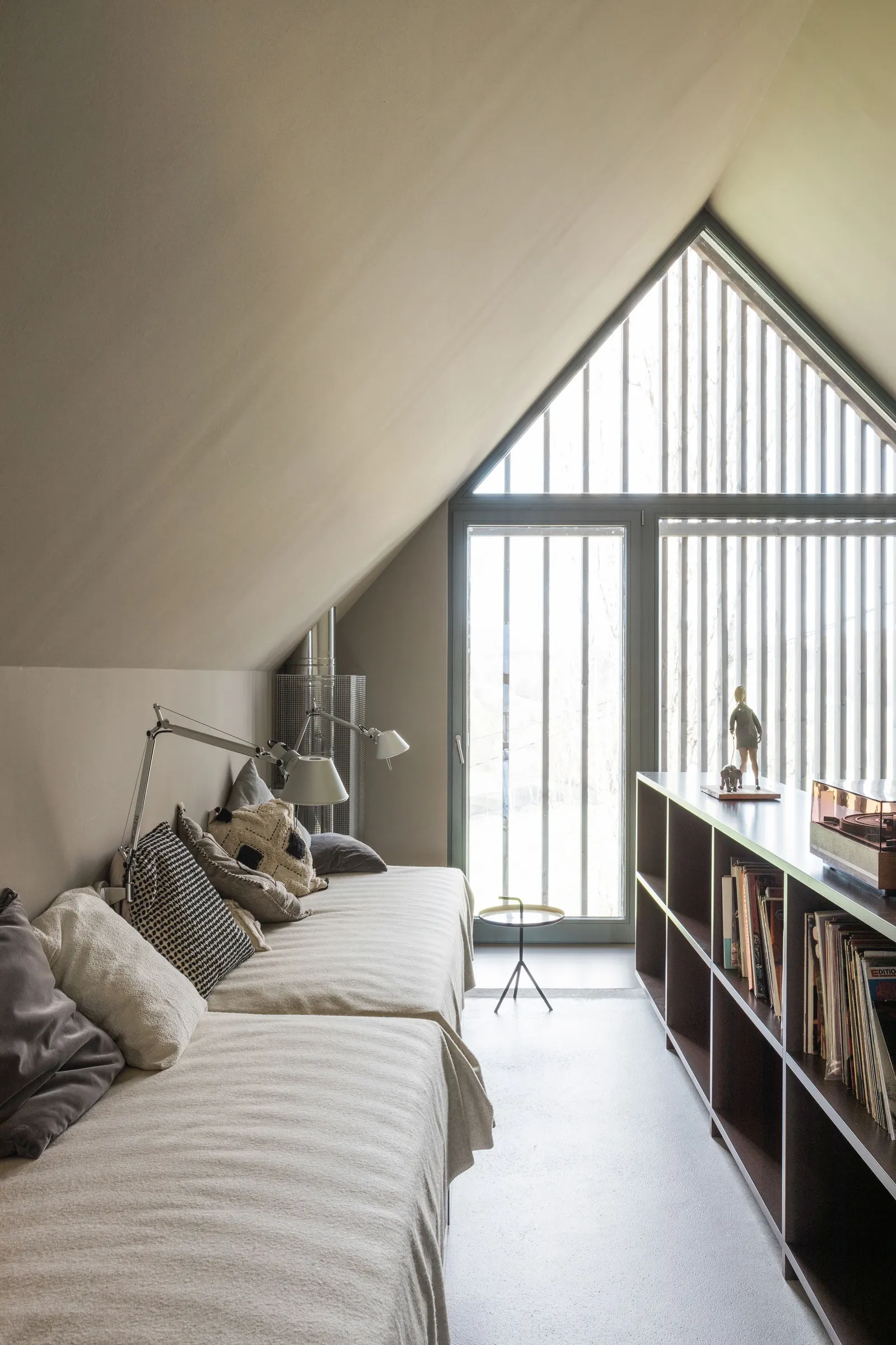 Дом на холме / Gangoly & Kristiner Architects