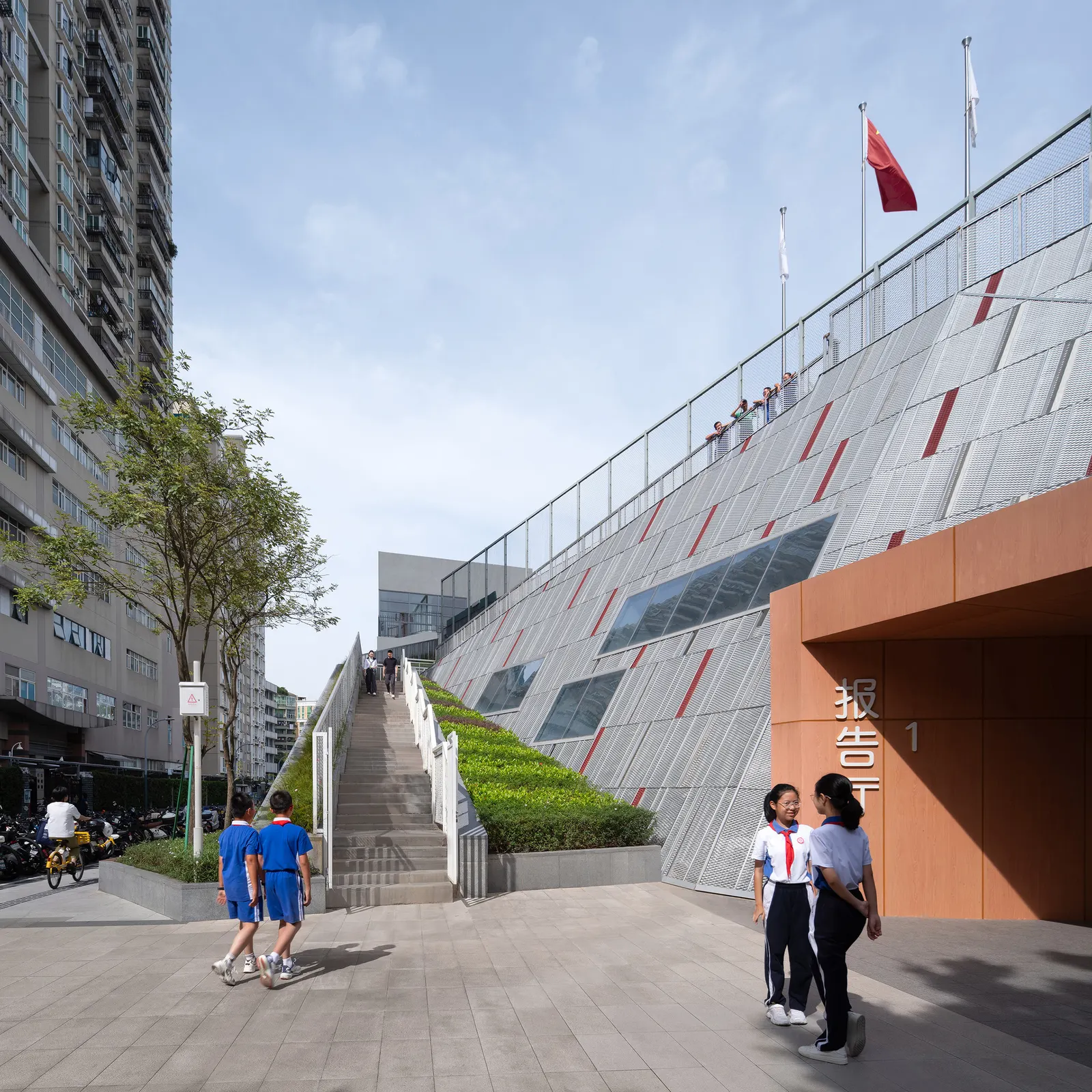 Кампус школы Hongling Middle School Shixia / Tumushi Architects
