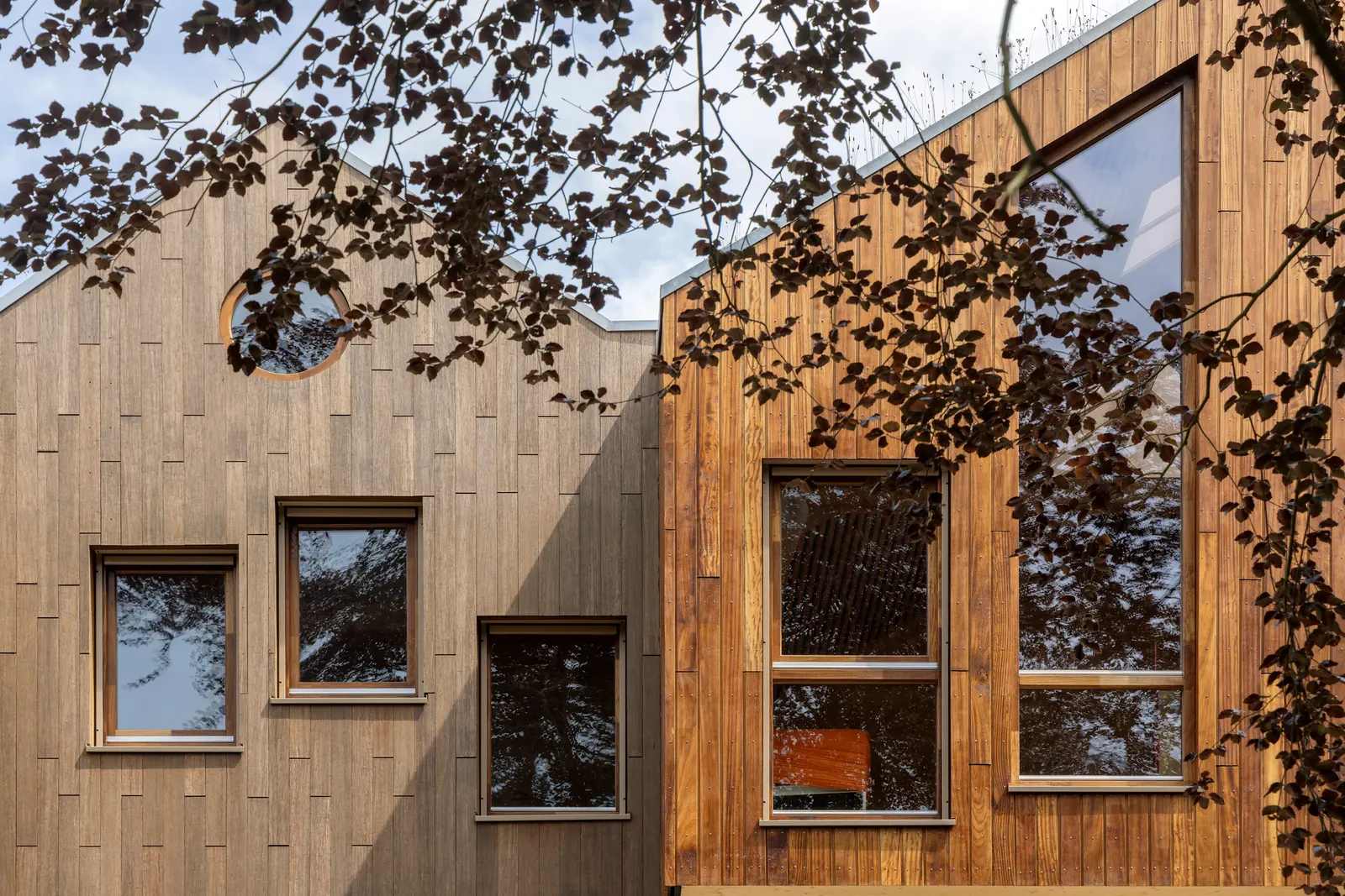 Детский центр Mowgli / Natrufied Architecture