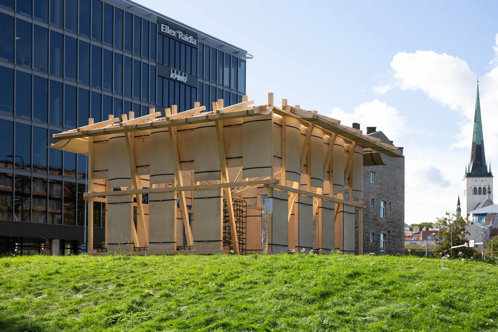 RESONANCE — инсталляция Таллиннской архитектурной биеннале от Aru Ma-Architects