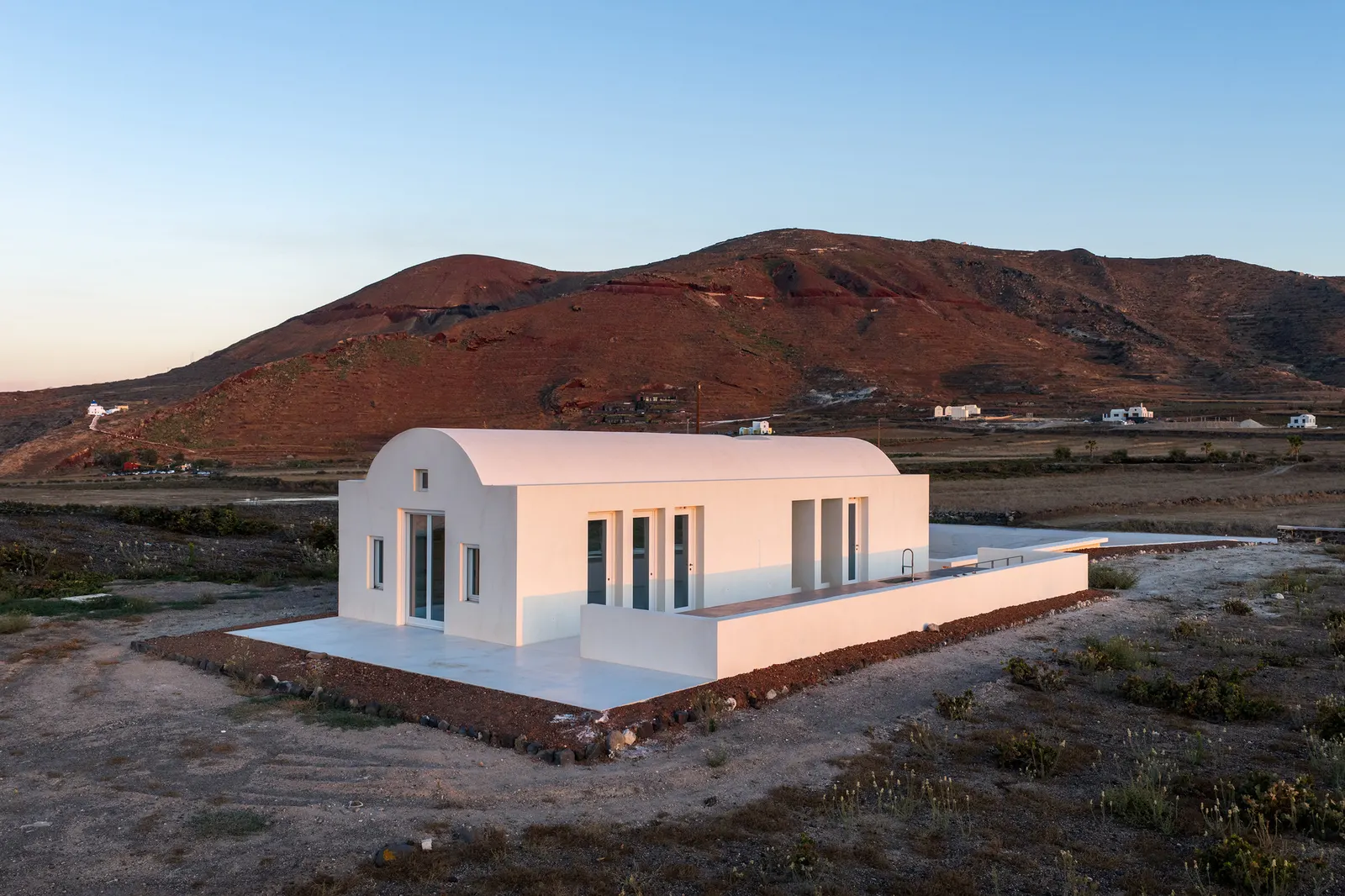 Island House / Agis Mourelatos
