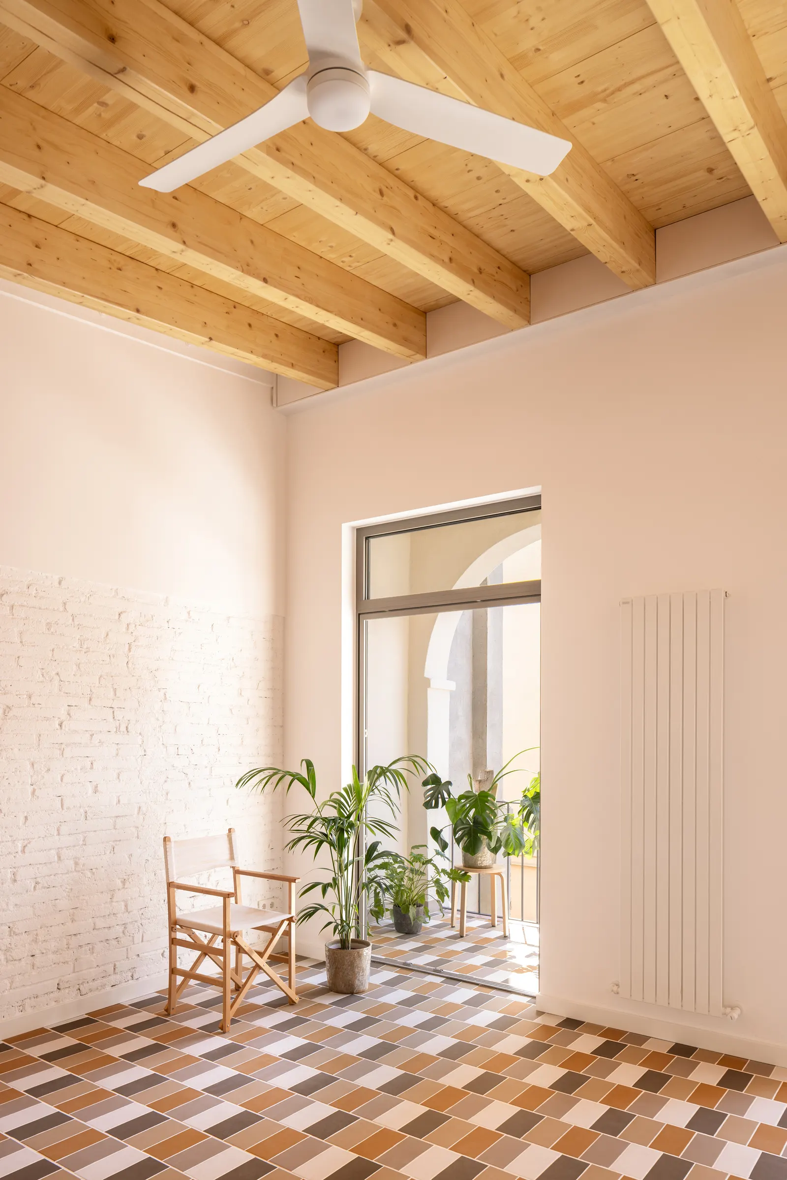 Hostafrancs House / Parramon + Tahull Arquitectes