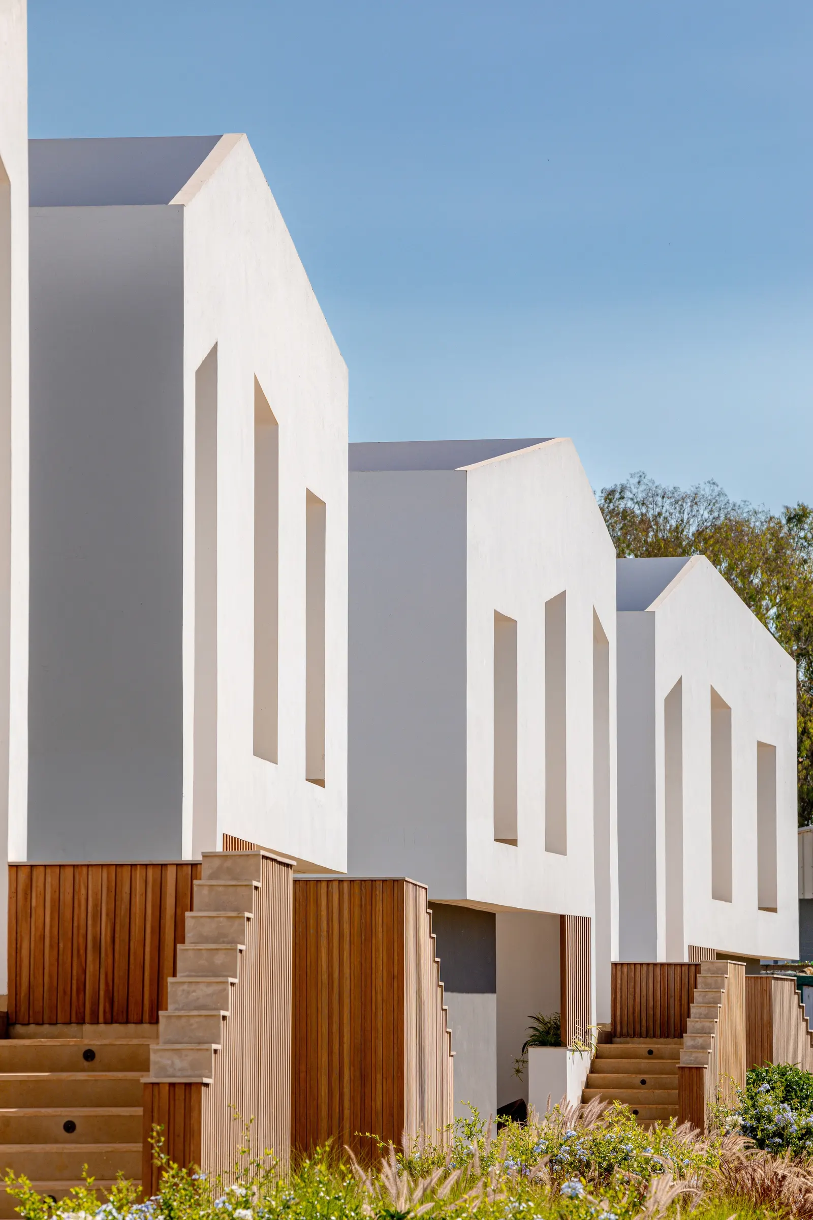 Kenitra Socio-Cultural Center / AGA STUDIO: культурно-общественный центр в ландшафтном парке Кенитры
