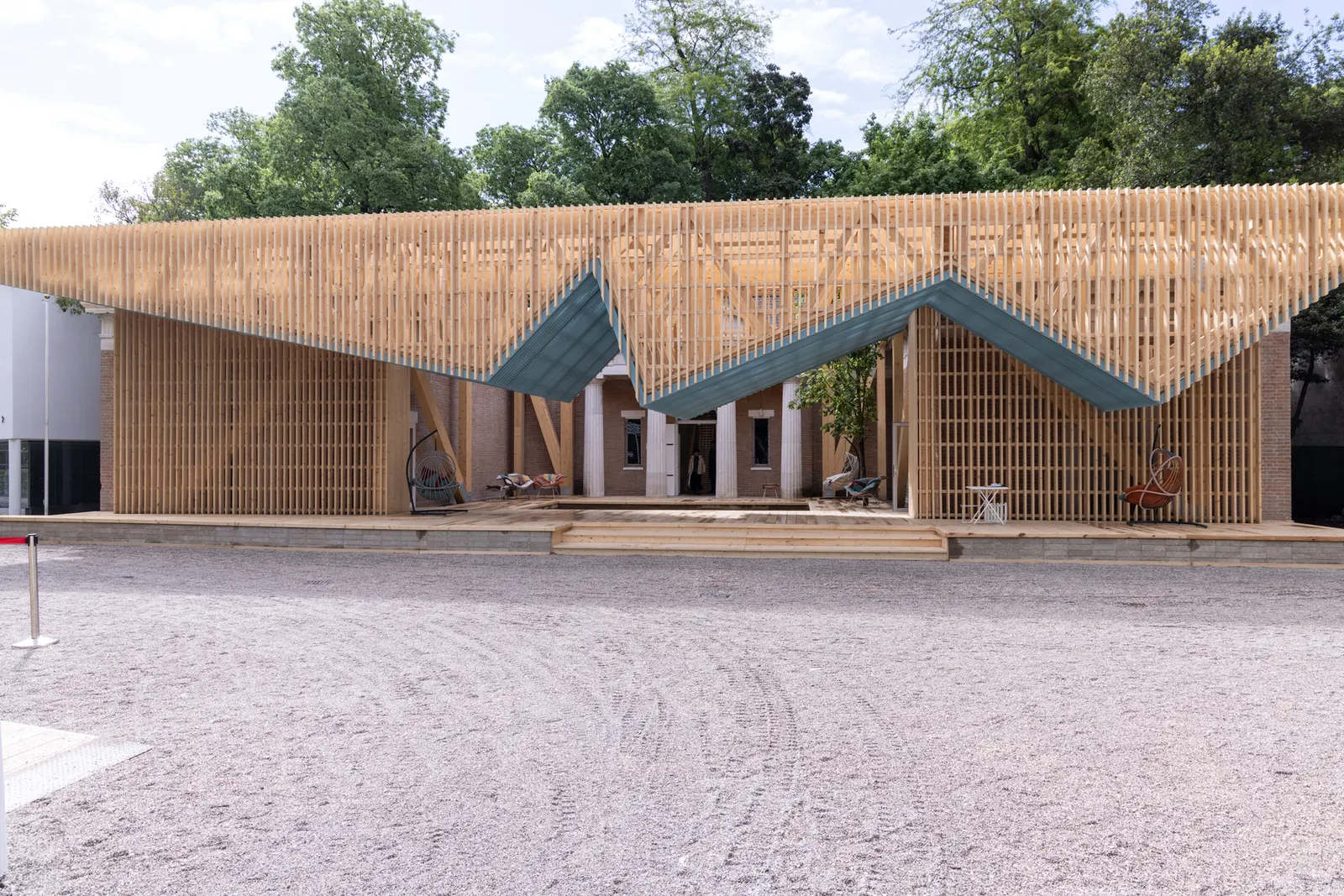 Павильон США на Венецианской архитектурной биеннале 2025 года Marlon Blackwell Architects реконструируют в Crystal Bridges, Арканзас