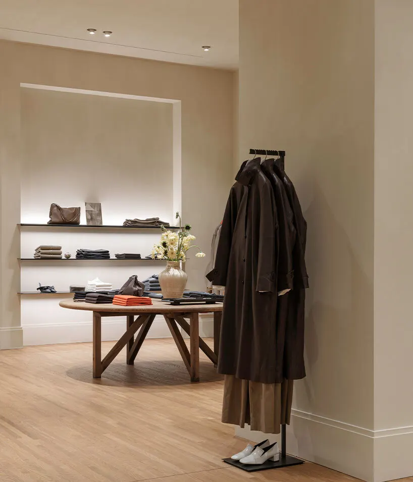 Massimo Dutti открывает флагман в SoHo и показывает редкие портреты Patti Smith от Steven Sebring