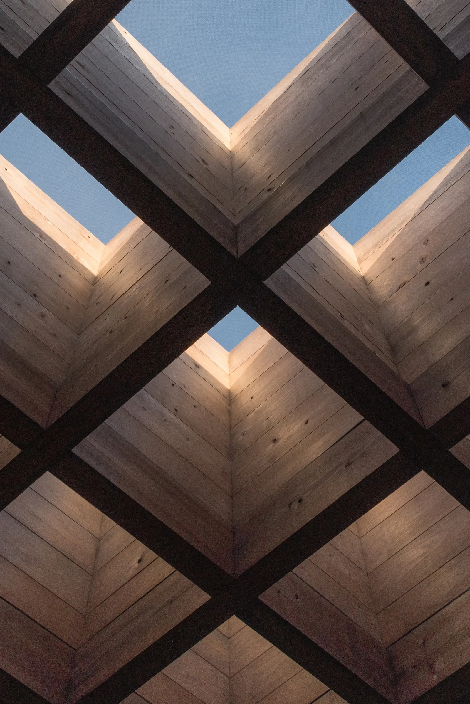 Дом Mikagecho House в Нагое: компактный объем и планировка как главный прием Tomoaki Uno Architects