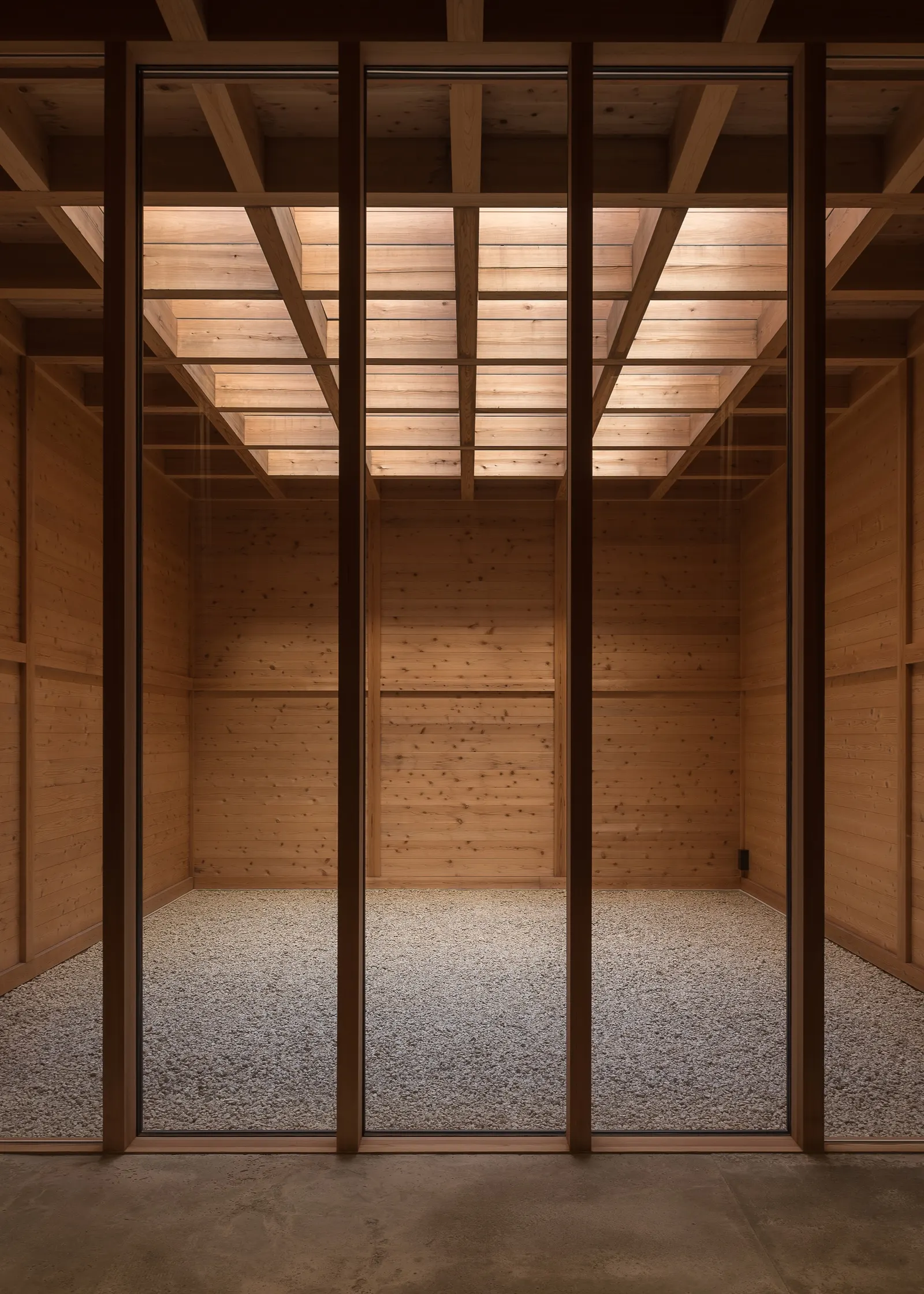 Дом Mikagecho House в Нагое: компактный объем и планировка как главный прием Tomoaki Uno Architects