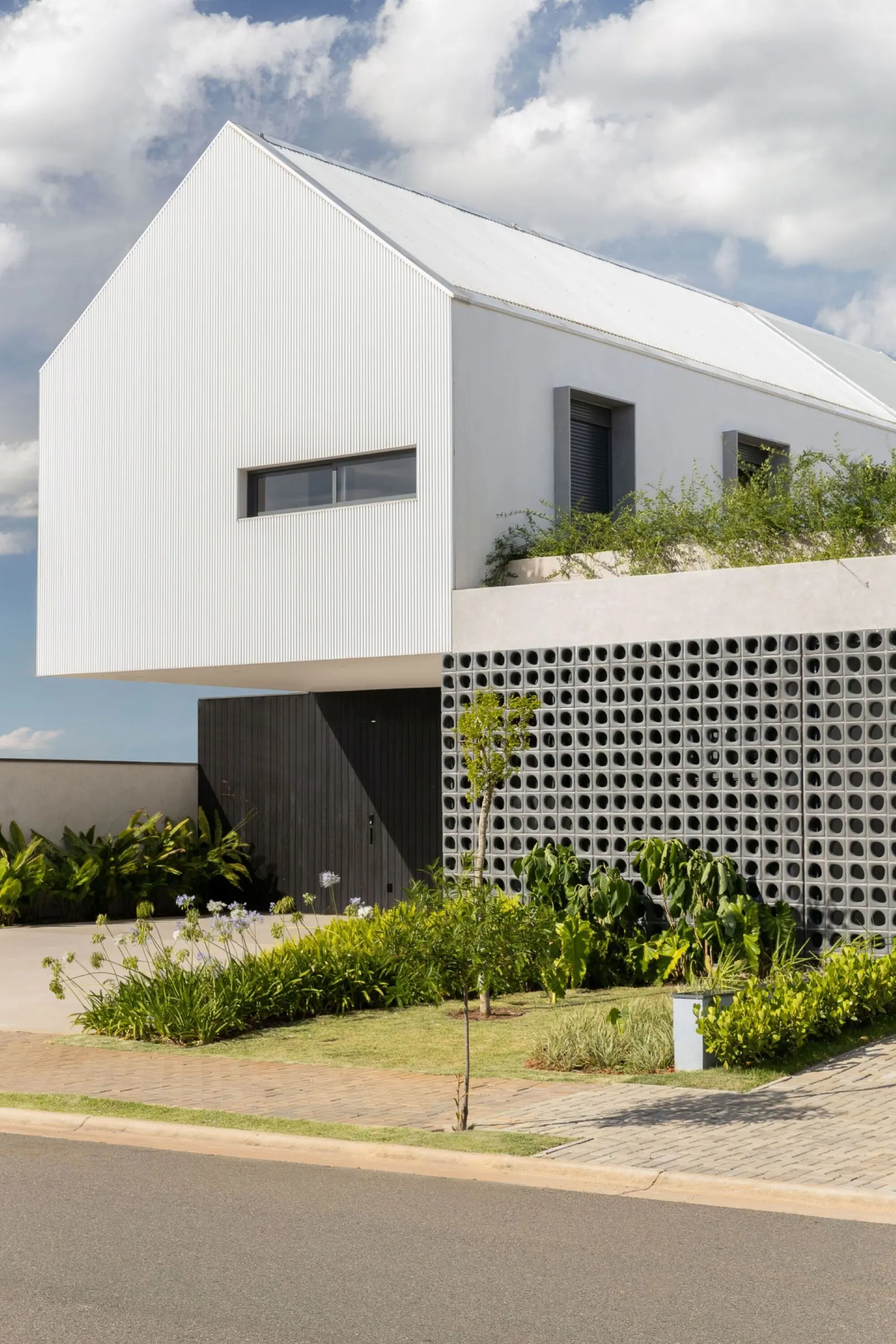 Project MMR / David Ito Arquitetura