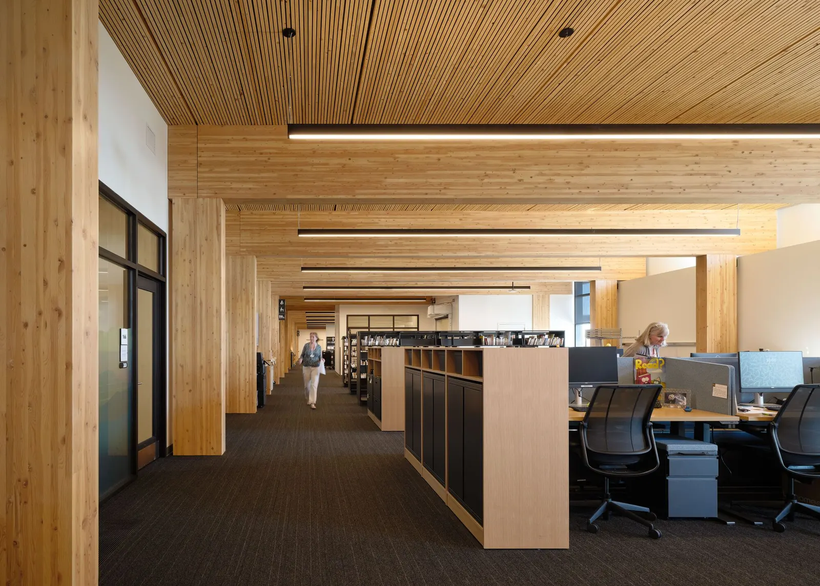 Центральная библиотека Stevens Ranch / Miller Hull Partnership + Steele Associates Architects