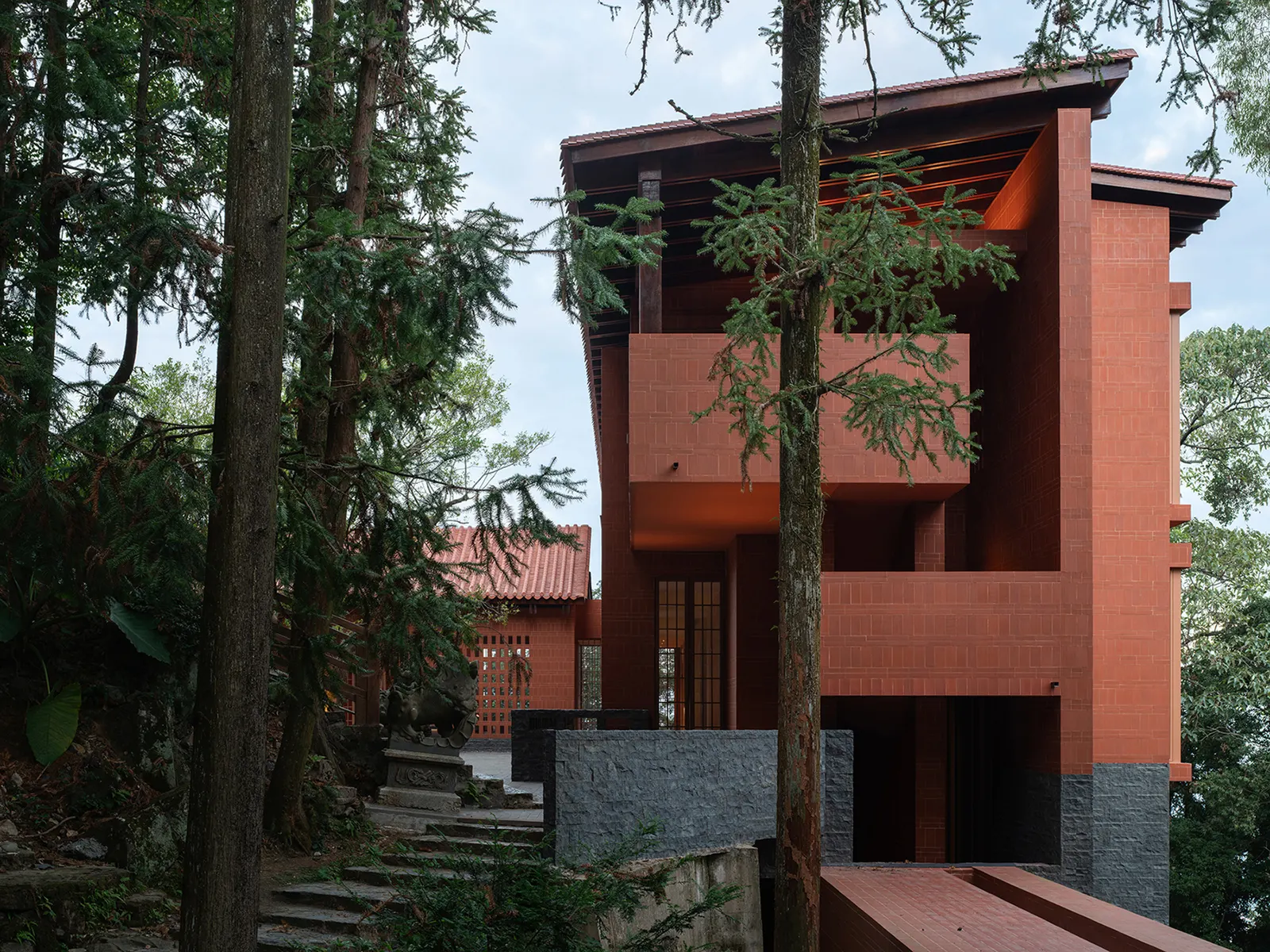 Центр медитации Qing Shui / RESP Studio