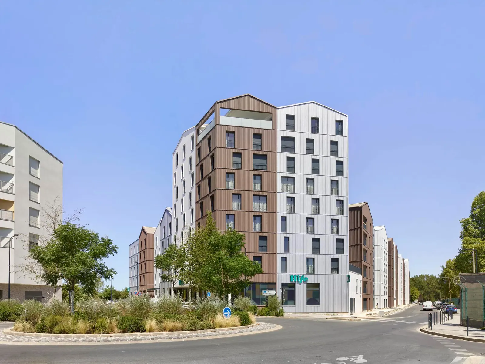 Novéo от Taillandier Architectes Associés: жилой комплекс в зоне Bassins à Flot в Бордо