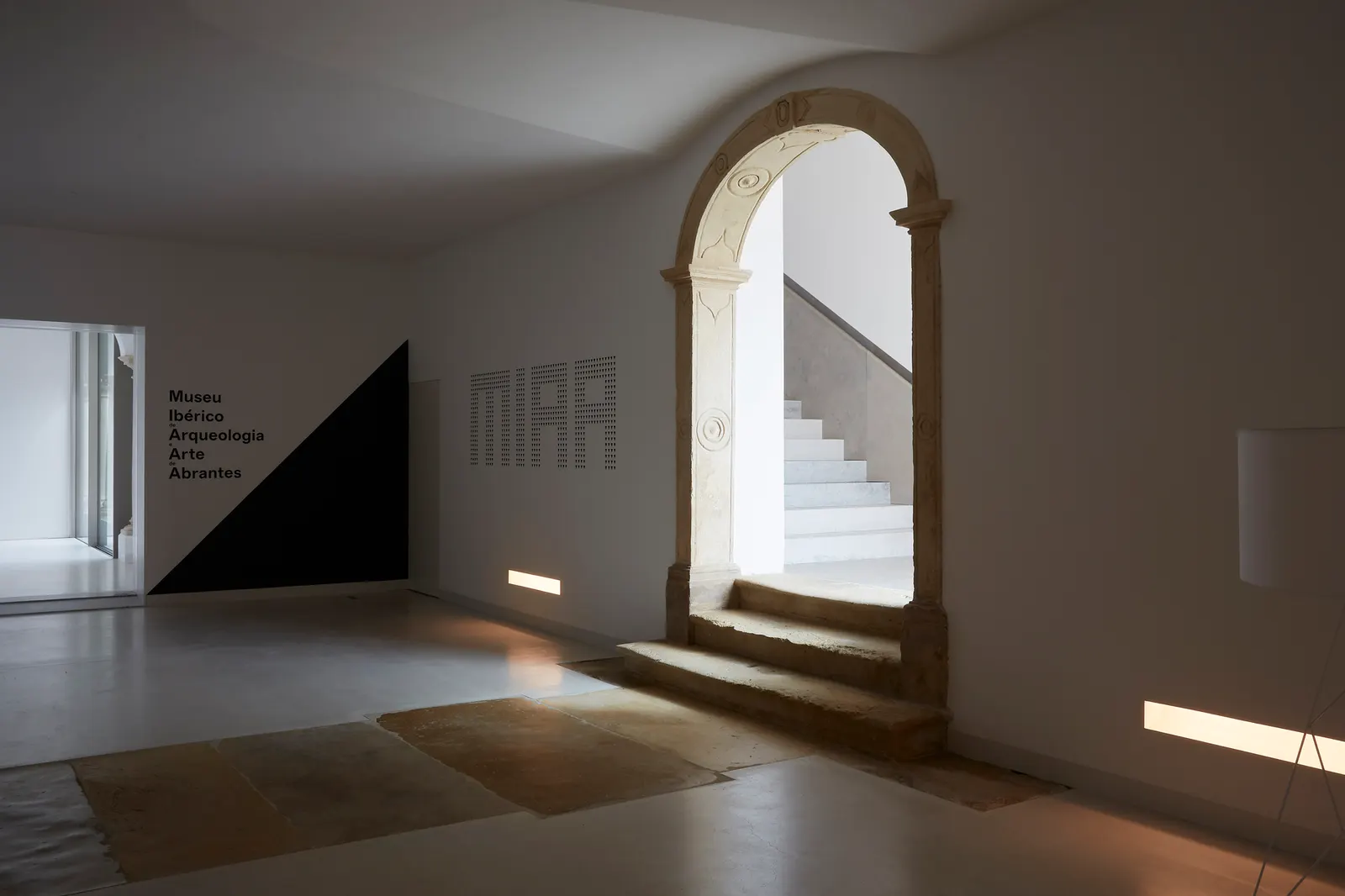 MIAA — Иберийский музей археологии и искусства / Carrilho da Graça Arquitectos
