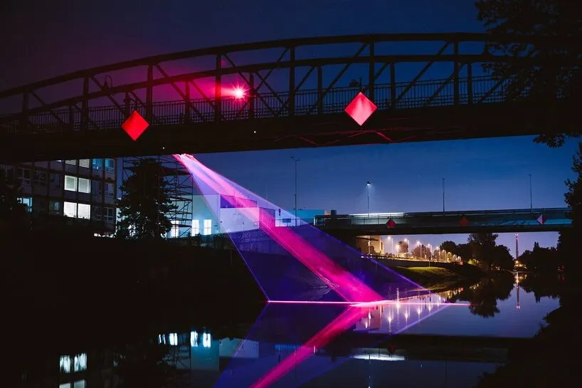 Projection mapping и перформансы оживляют ночь на Signal Festival