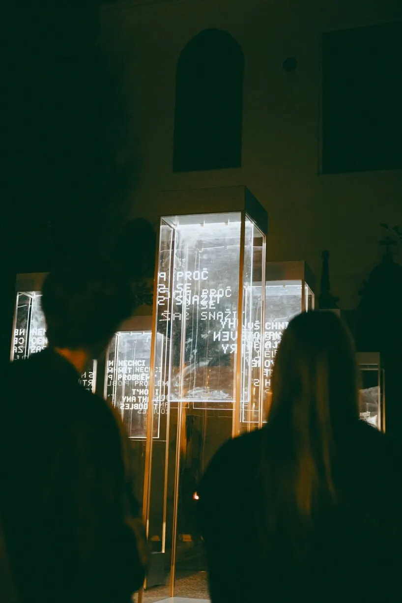 Projection mapping и перформансы оживляют ночь на Signal Festival