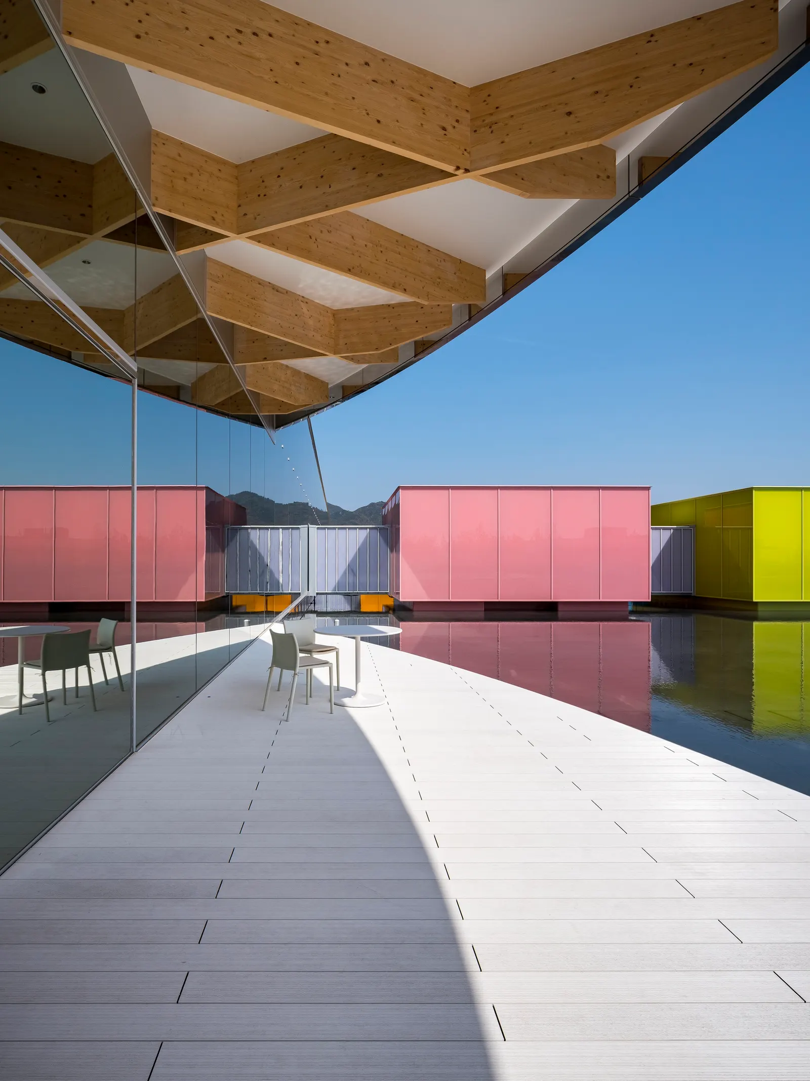 SIMOSE Museum & Auberge / Shigeru Ban Architects