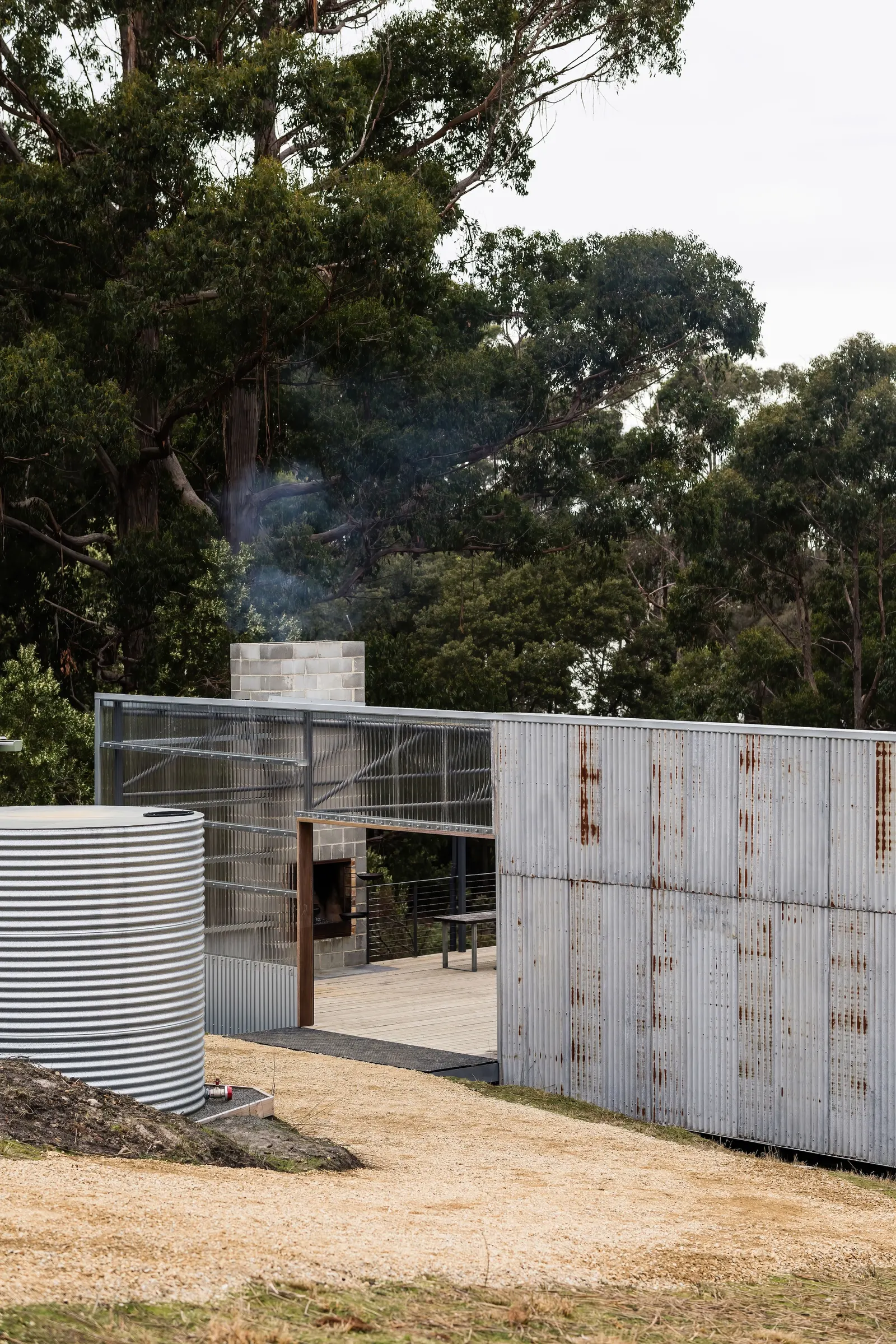 Simpsons Bay House / Dock4 Architects