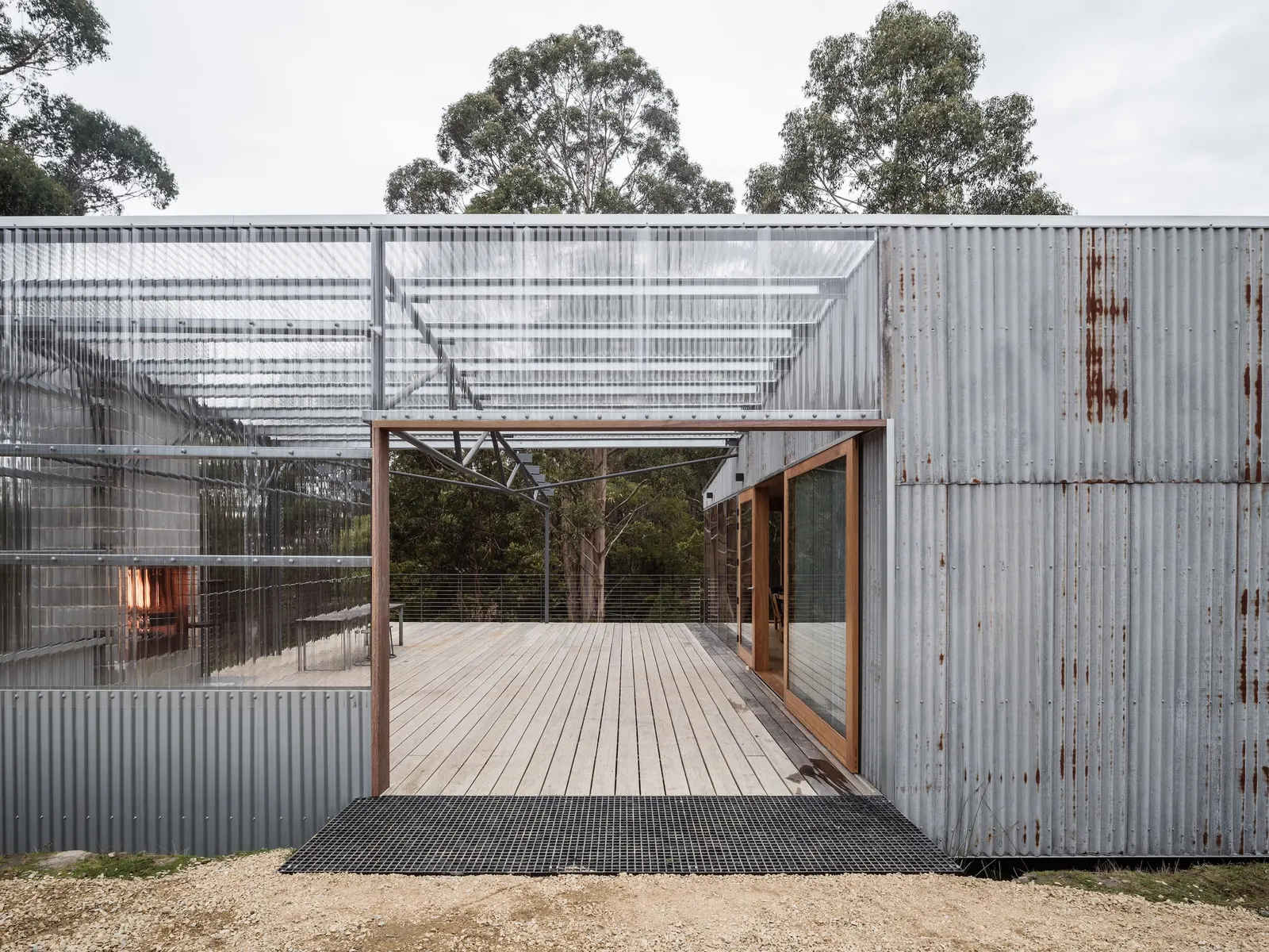 Simpsons Bay House / Dock4 Architects