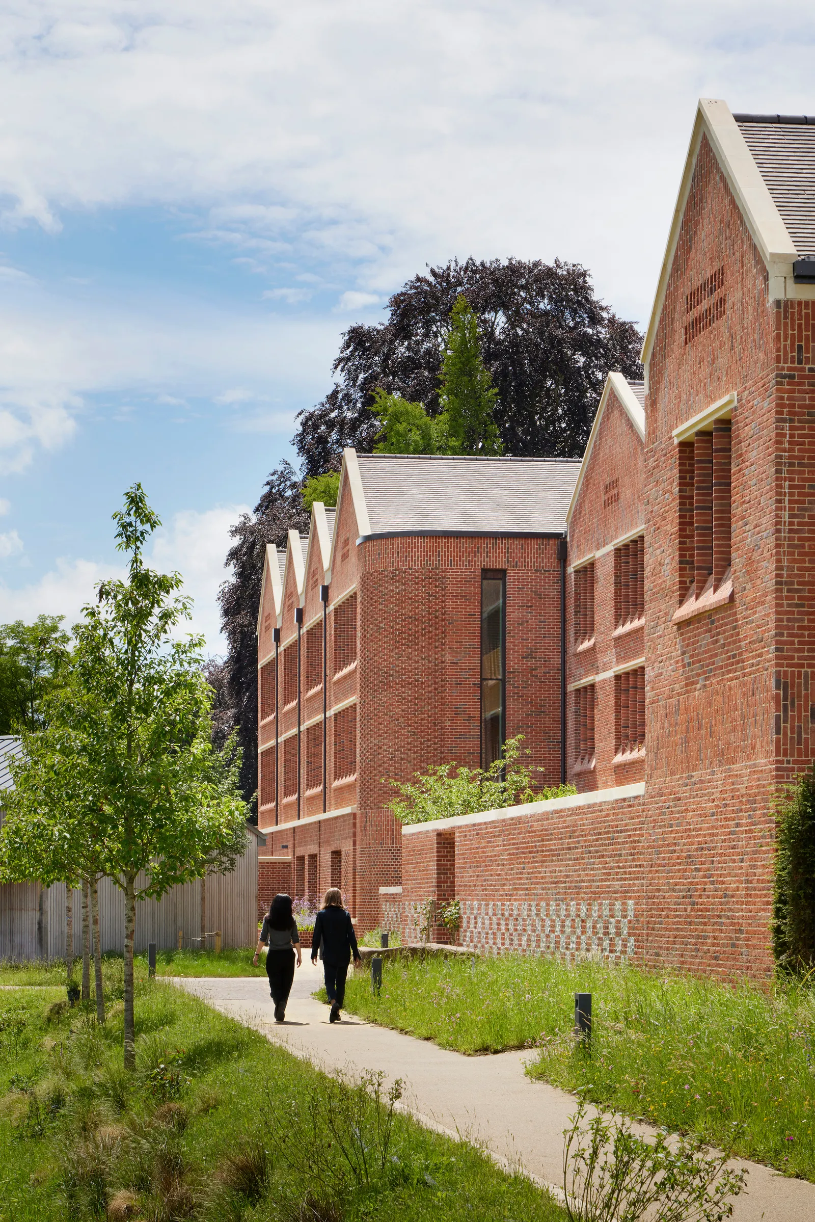 Winchester College Girls Boarding Houses / Stanton Williams